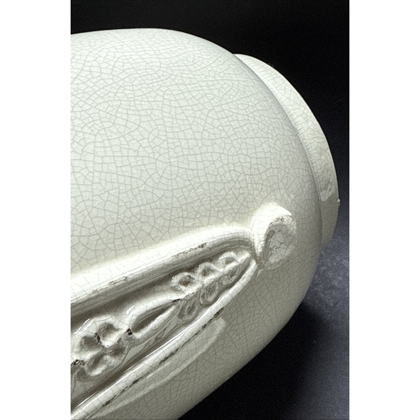 Vintage Leona Lavorato A Mano Italy Crackle Glaze Cream Canister Jar 9.25" As-Is