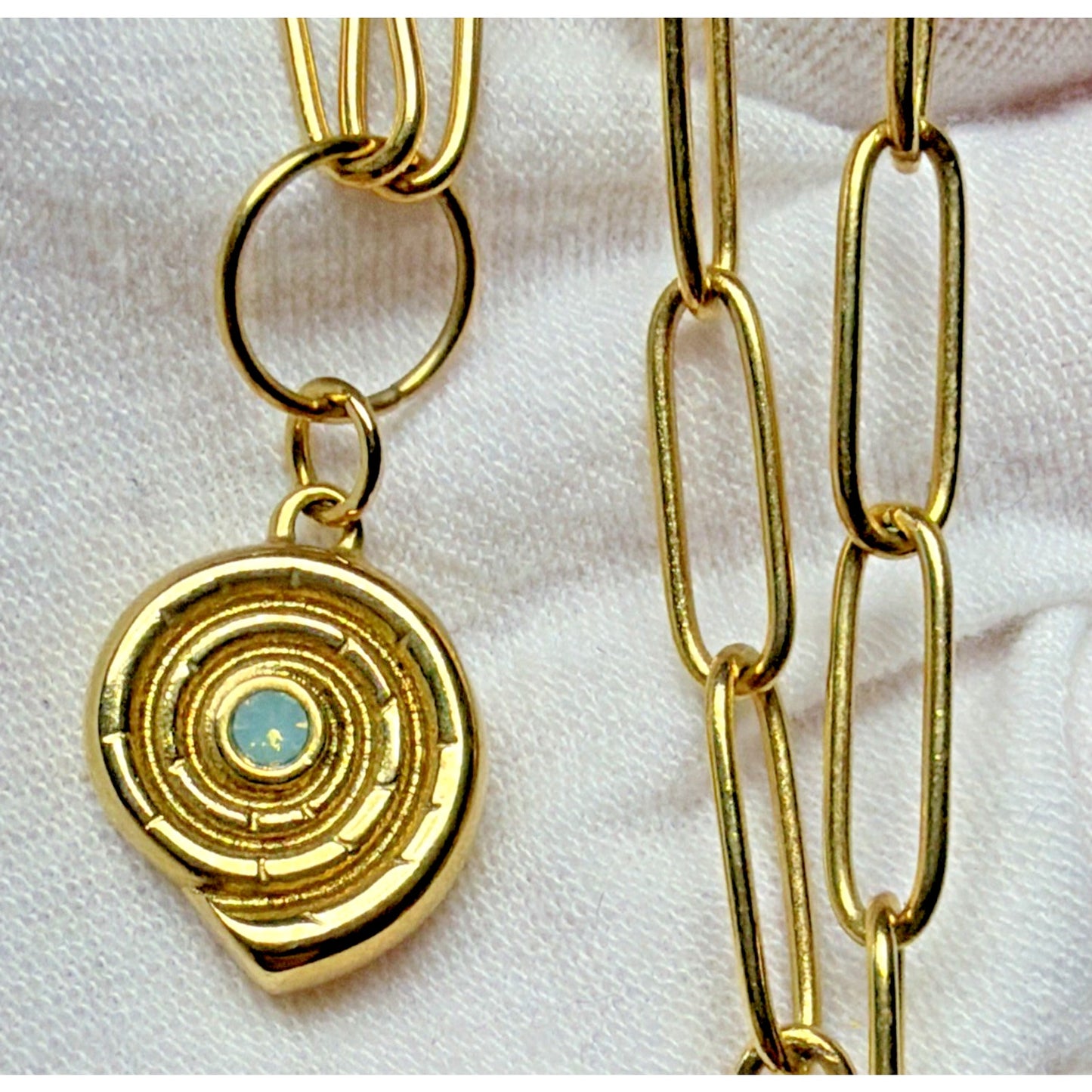 Spartina Moon Shell Pendant Necklace 20" 14k Gold Plate Paperclip Chain Snail