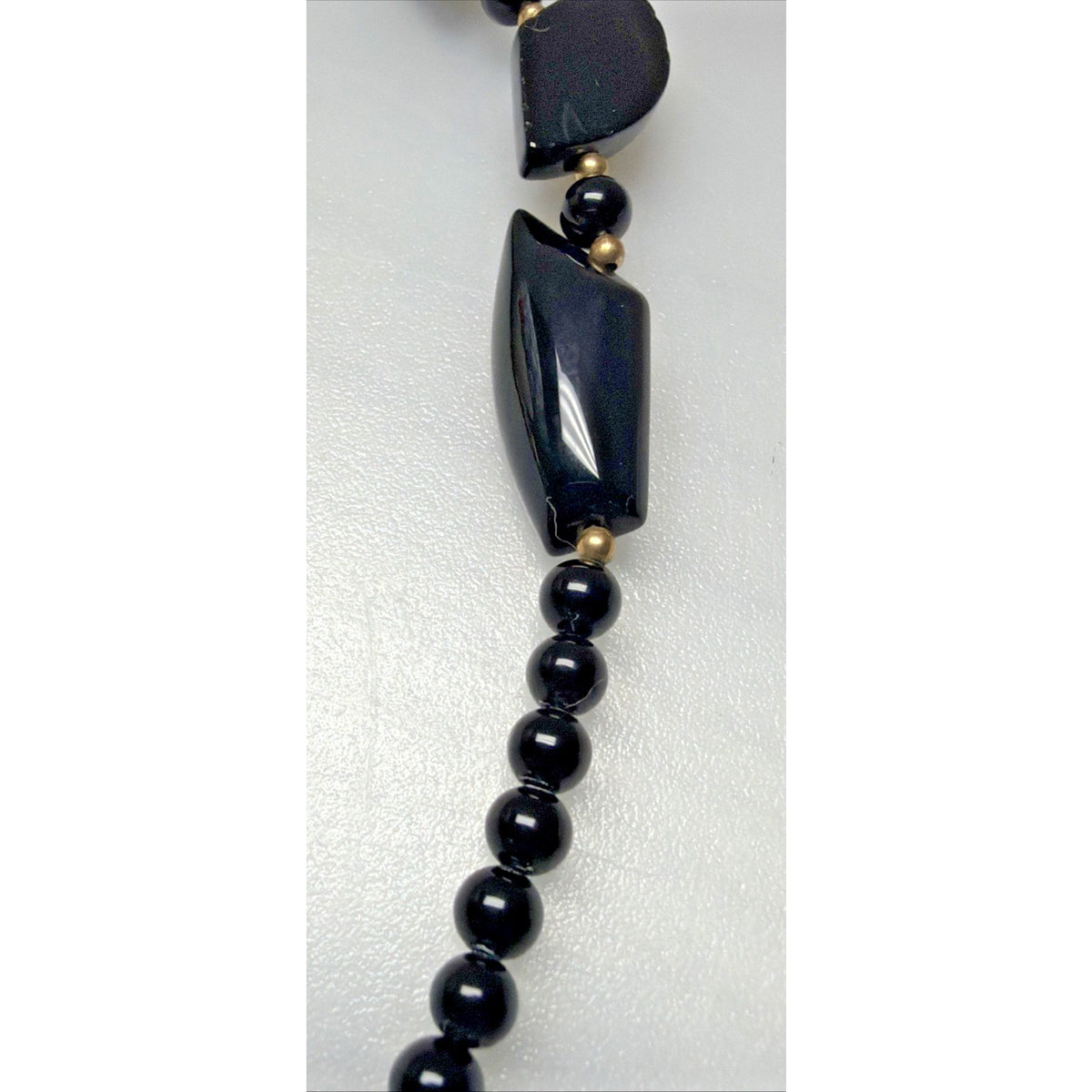 Jet Black Flame Carved Leaf Shape Onyx Bead Gold Spacer Necklace Read Descript