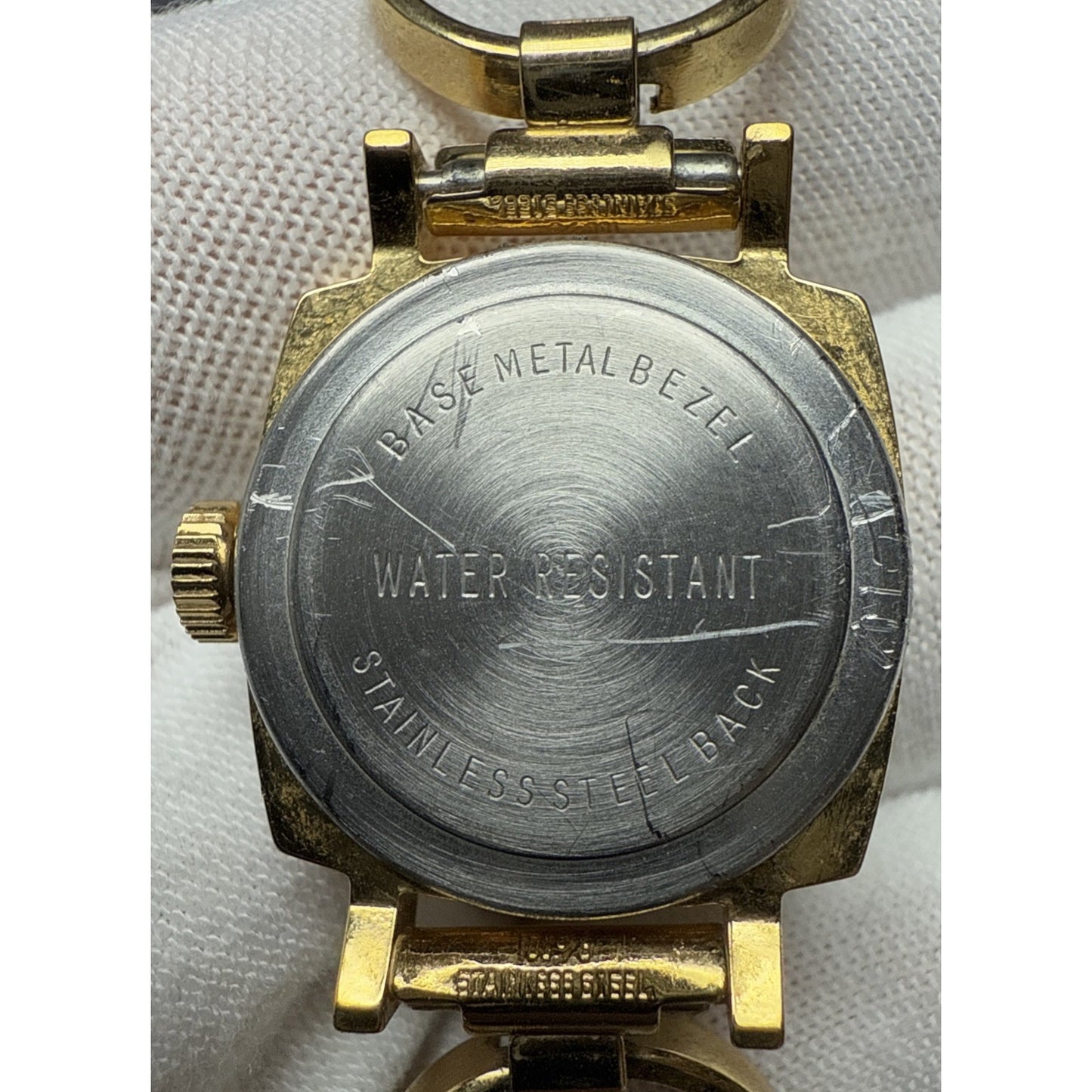 Vintage Timex Analog Quartz Watch Stainless Steel Gold Tone Ring Band As Is