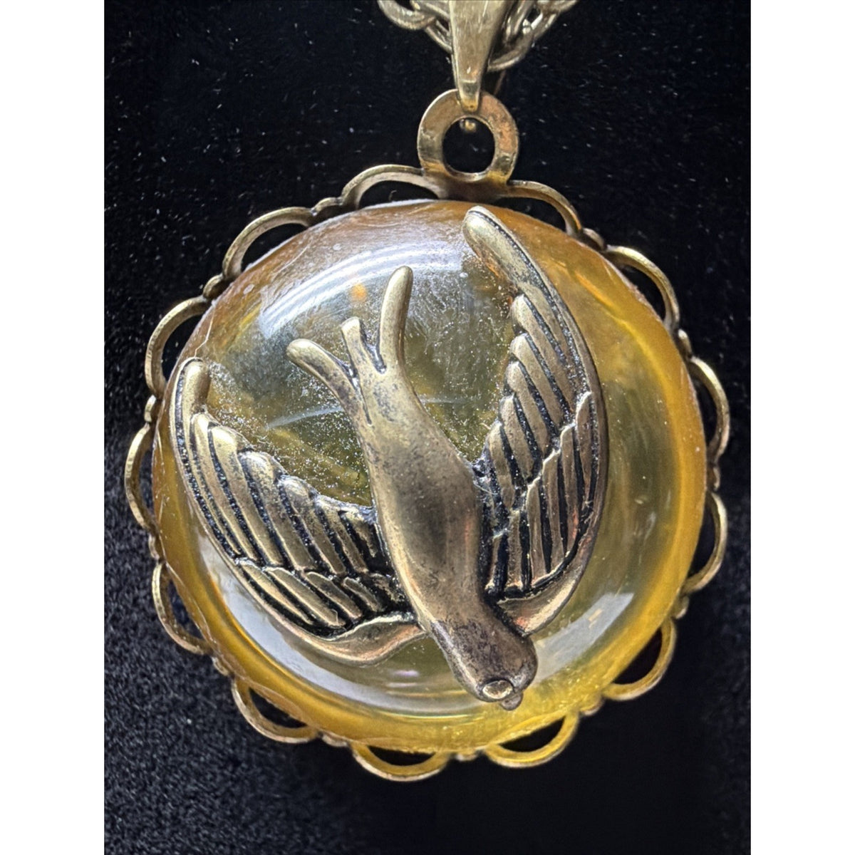 Vintage Disney Alice in Wonderland Sparrow Pendant Necklace