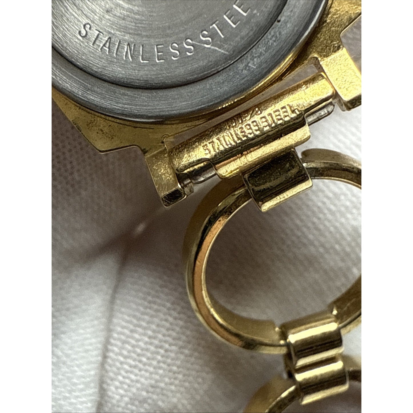 Vintage Timex Analog Quartz Watch Stainless Steel Gold Tone Ring Band As Is