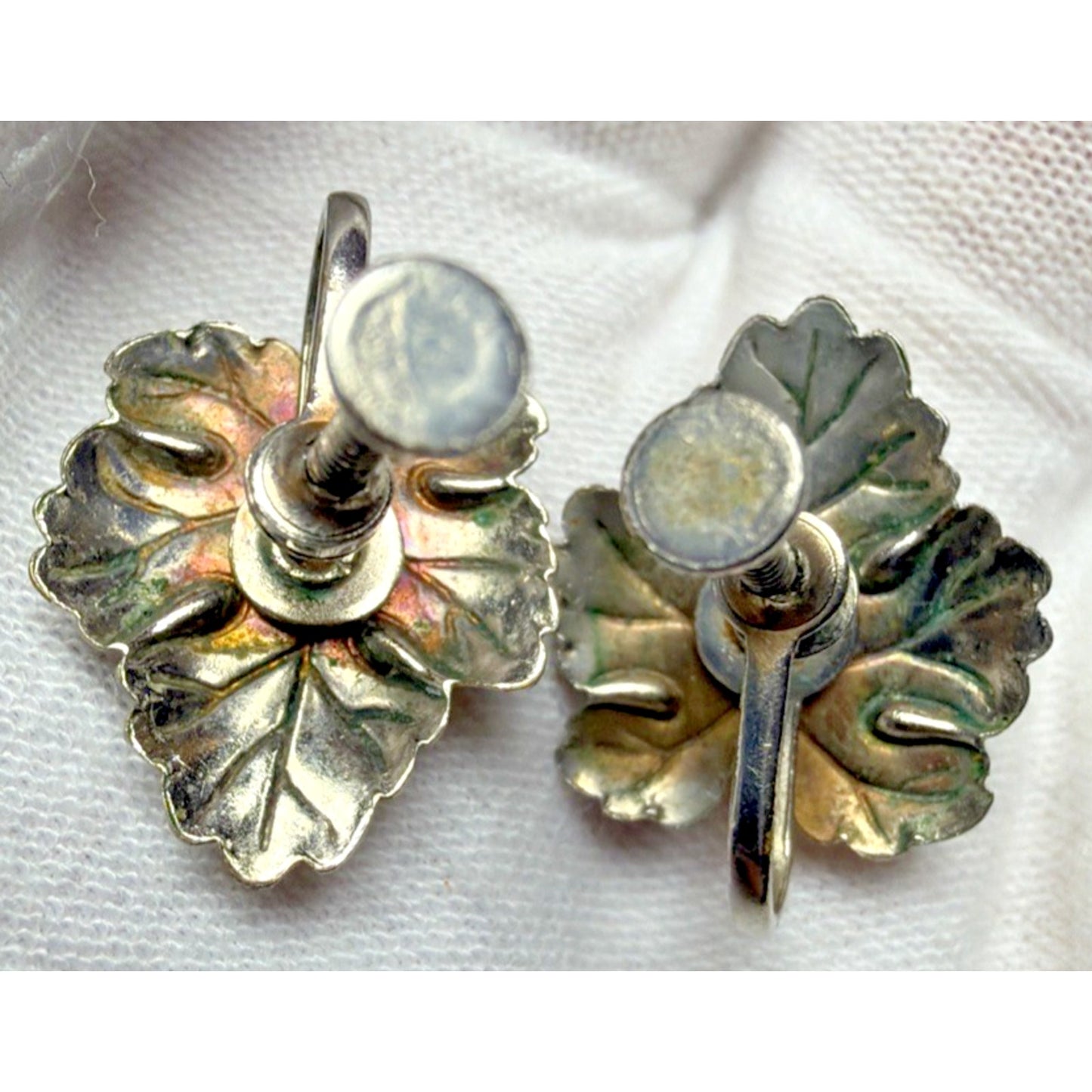 Vintage Gold Tone Leaf Screw Back Earrings Ruby Red Rhinestone White Clear
