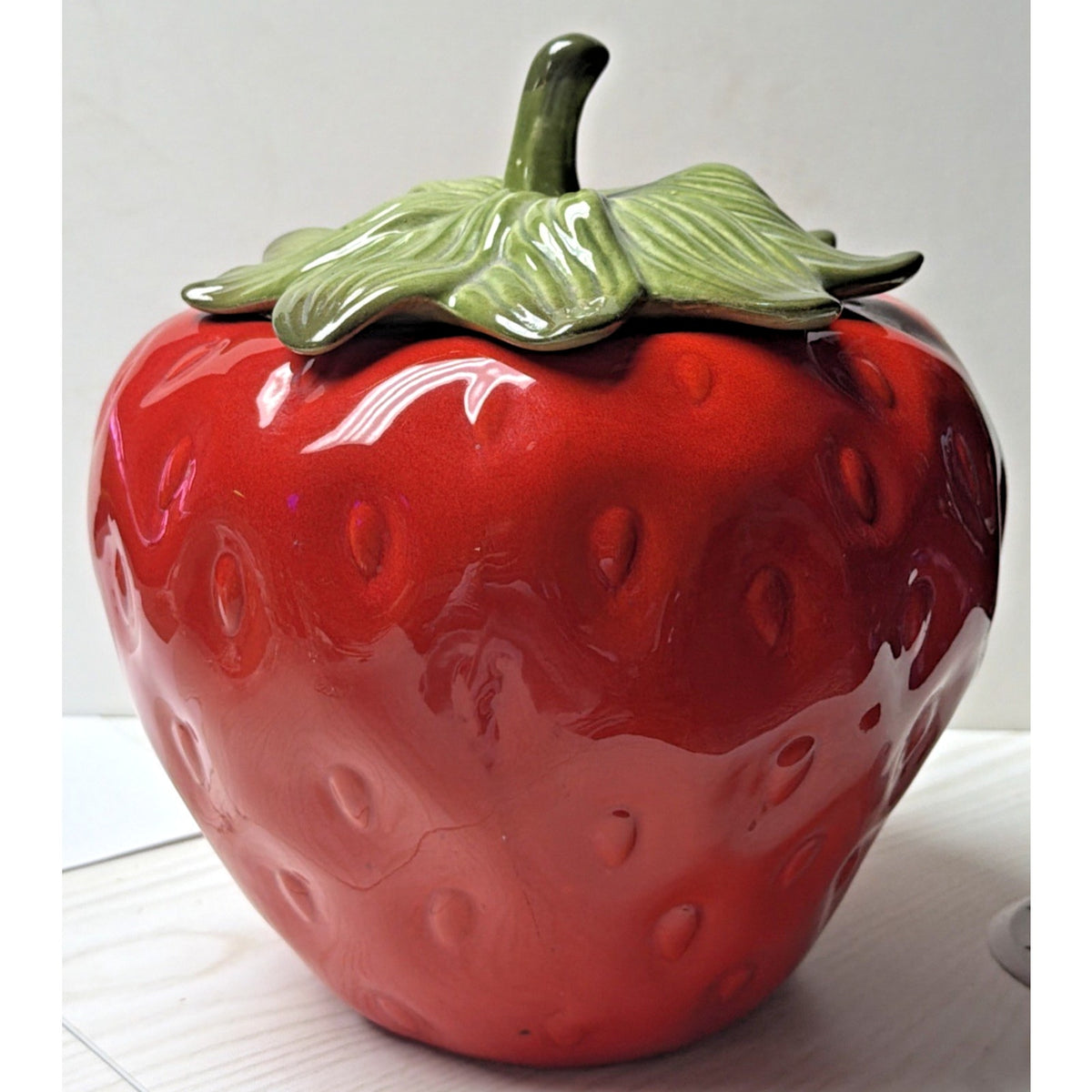 Vintage Metlox Pottery Poppy Trail Strawberry Cookie Jar Ceramic Canister 9"
