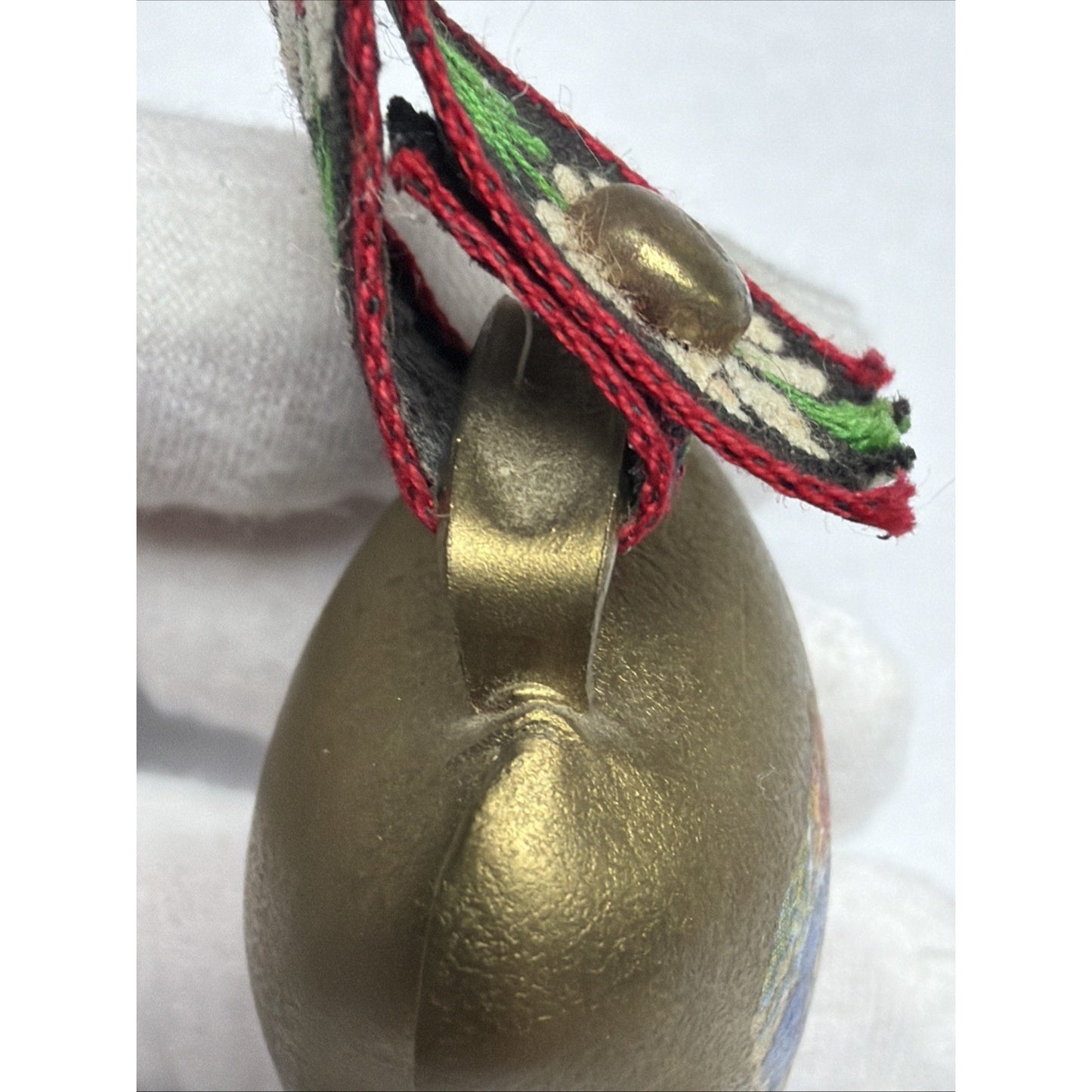 Vtg Metal Brass Colored Swiss Cowbell Cow Bell Embroidered Strap Floral Heart