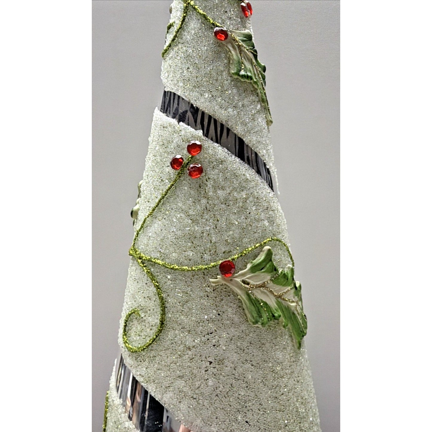 Mercury Clear Glass Light Up Christmas Tree Glass Beads Holly Berry Leaves As Is