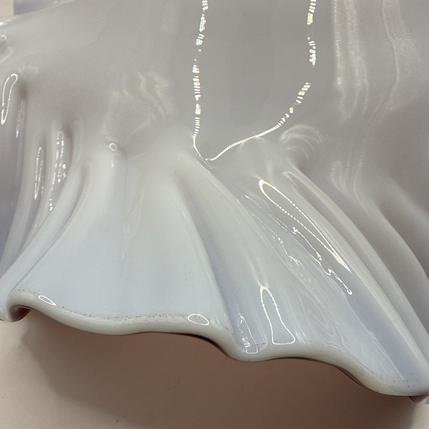 Victorian Brides Basket Bowl Purple Ruffled Wavy Rim Opalescent Glass