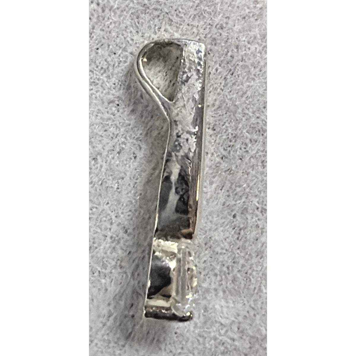 Modernist M2 Jewelry 925 Sterling Silver Drop Pendant Crystal Solitaire
