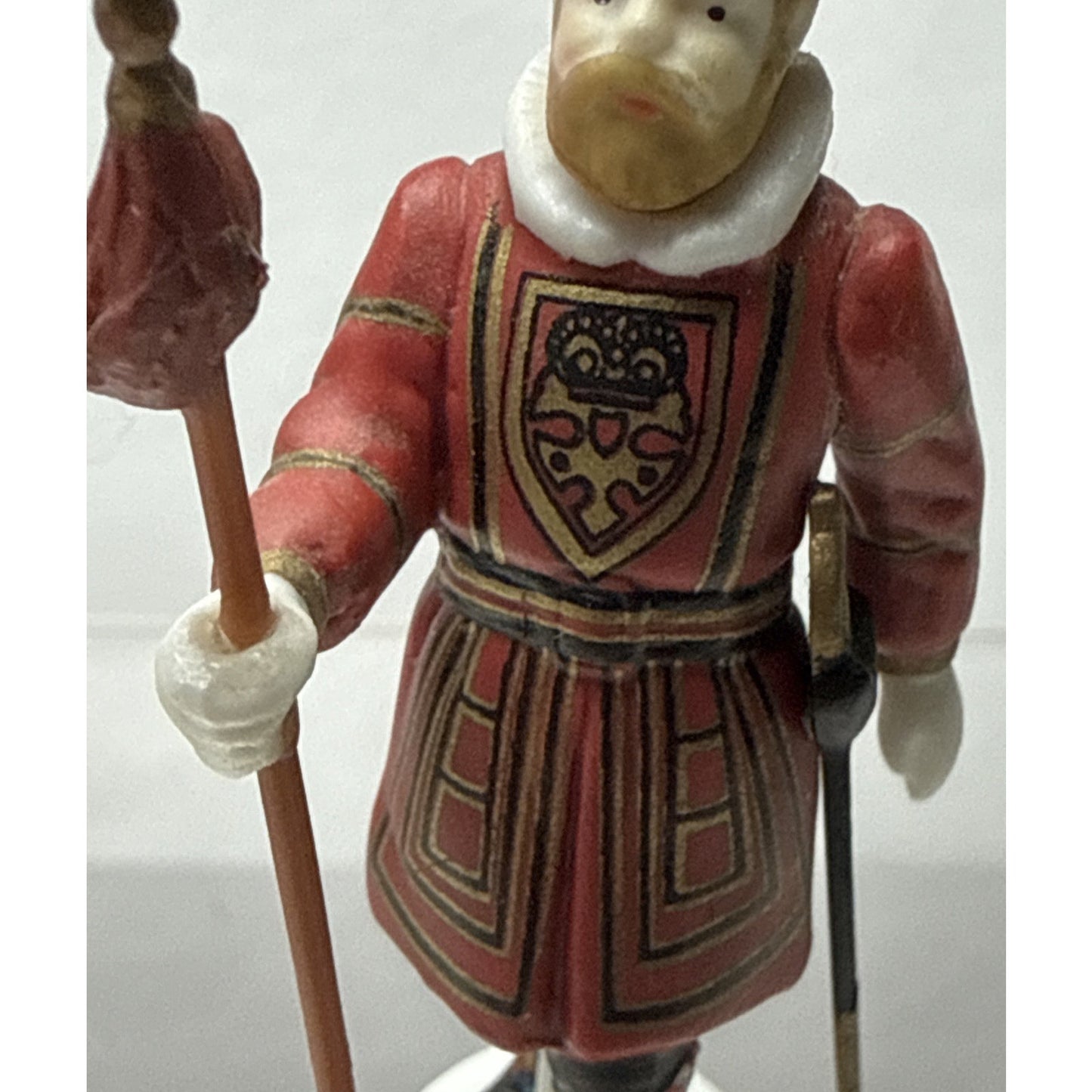Vintage Dept 56 Yeomen of The Guard Single Figure Dickens 58397