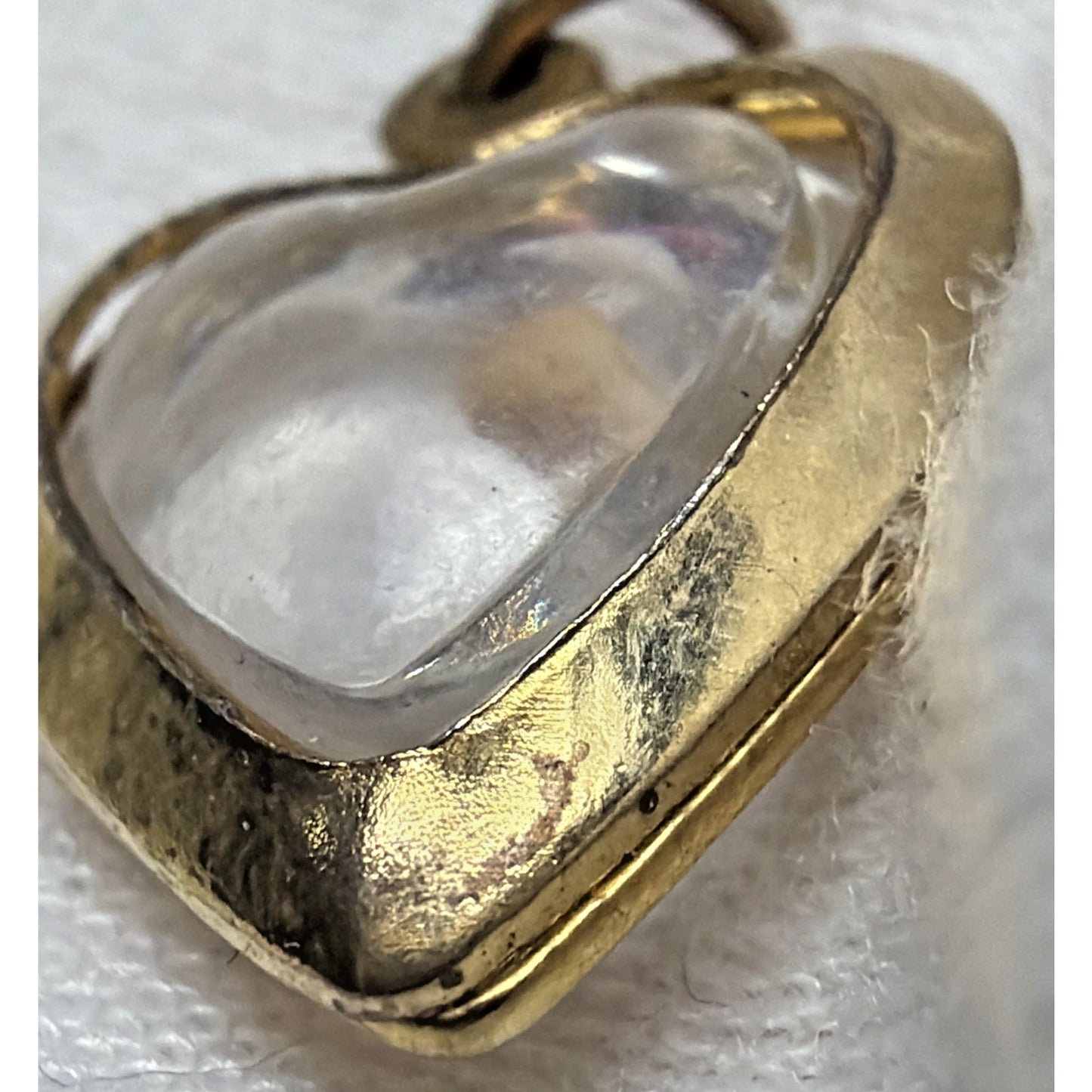 Vtg Gold Plated Lucite Mustard Seed Heart Pendant Charm Religious Amulet As Is