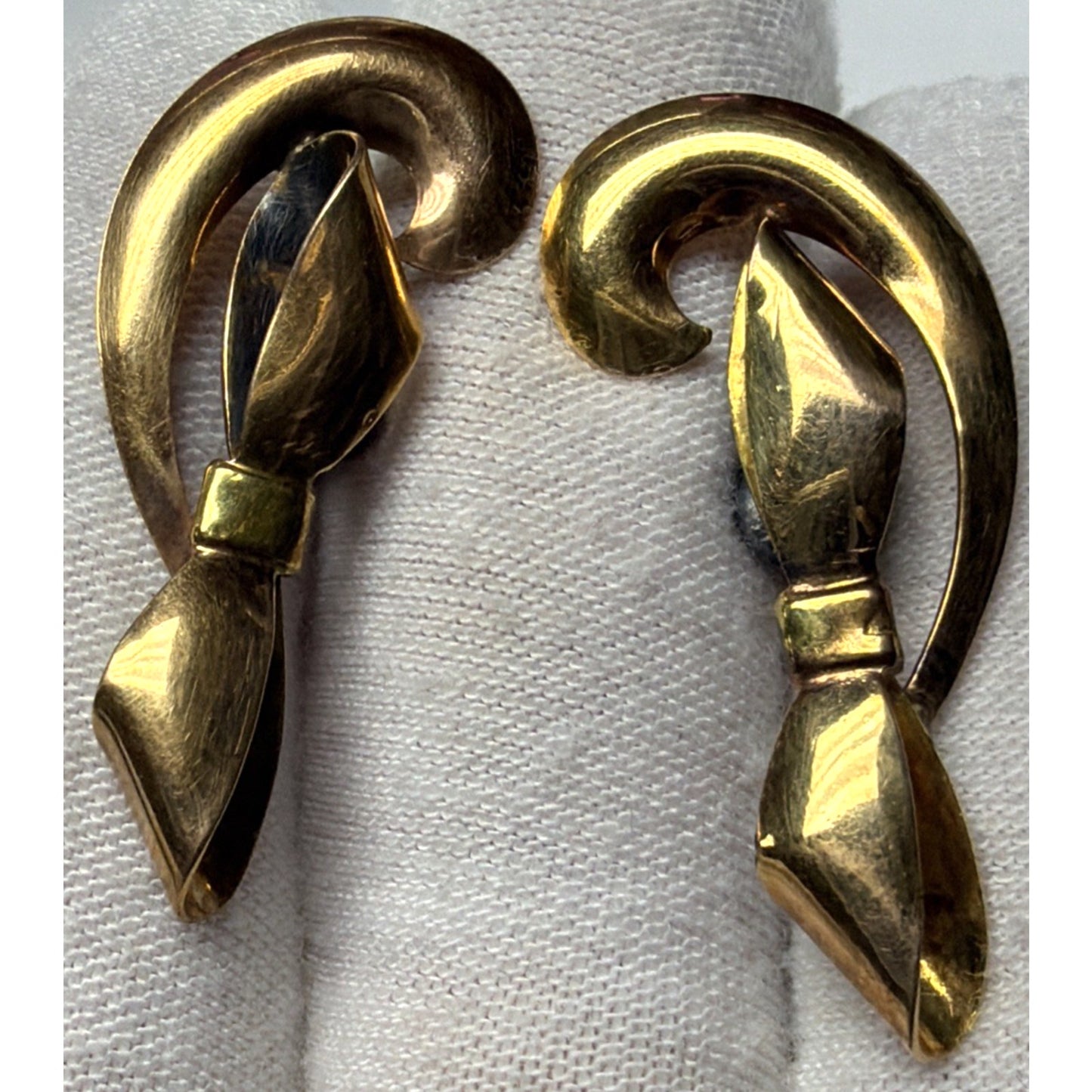 Vtg Carl Art 12k GF Screw Back Earrings Ribbon Bow Large