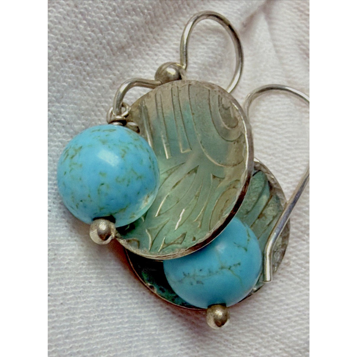 Margaret Lindquist ZAX 925 Sterling Dangle Stamped Disc Earrings Turquoise Beads