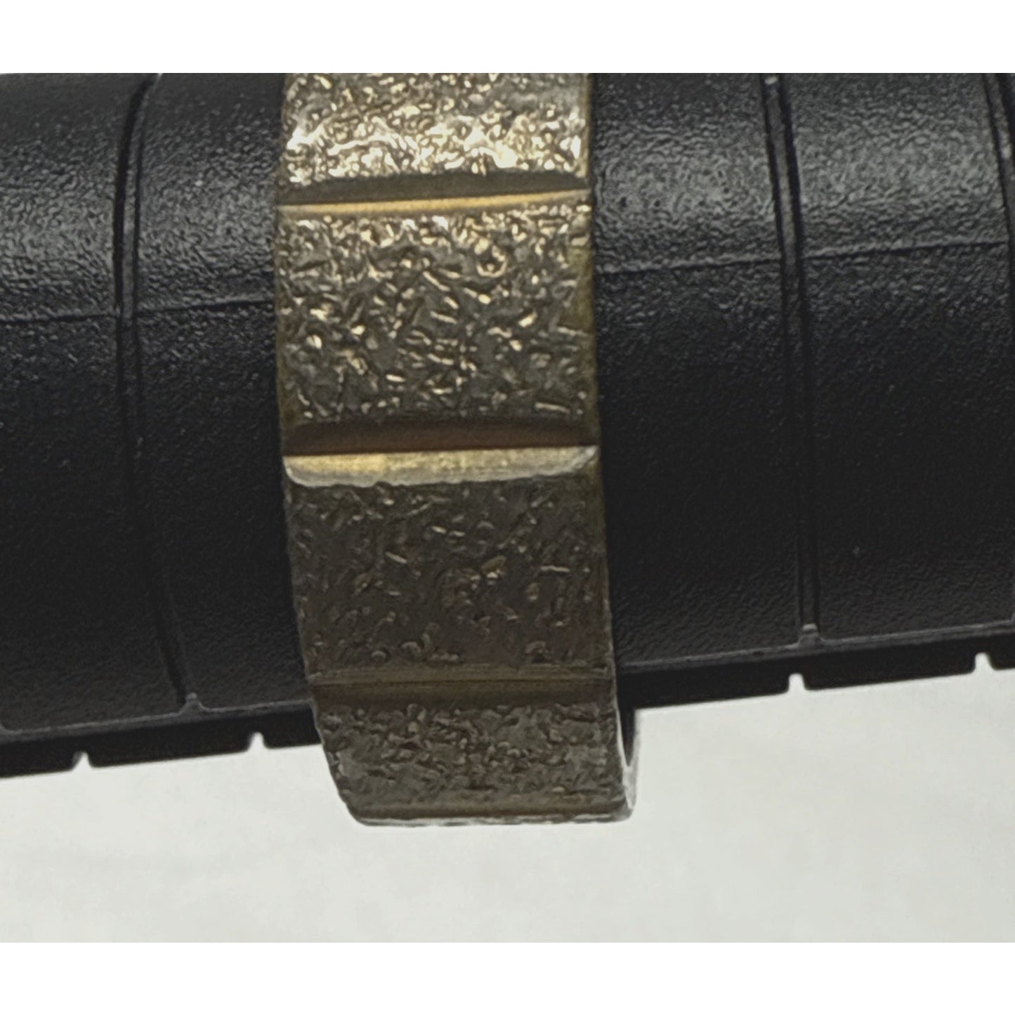 Vintage Uncas Cigar Band Ring Sz 7 Silver Gold Metal Ribbed As-Is