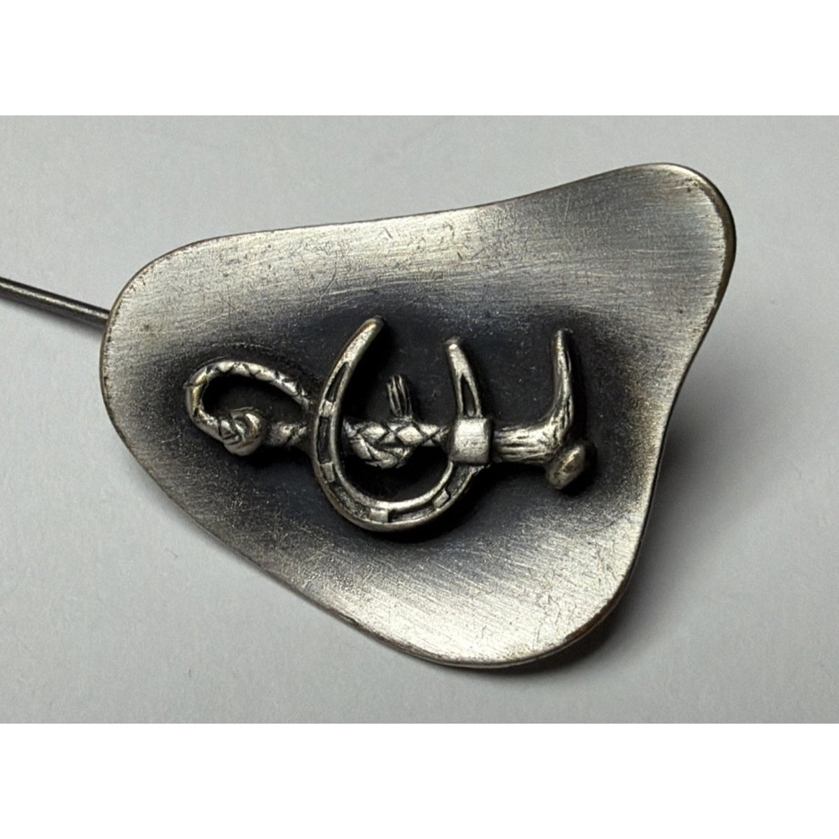Modernist Healing Hope Horseshoe Snake Recovery Lapel Pin Tie Tack