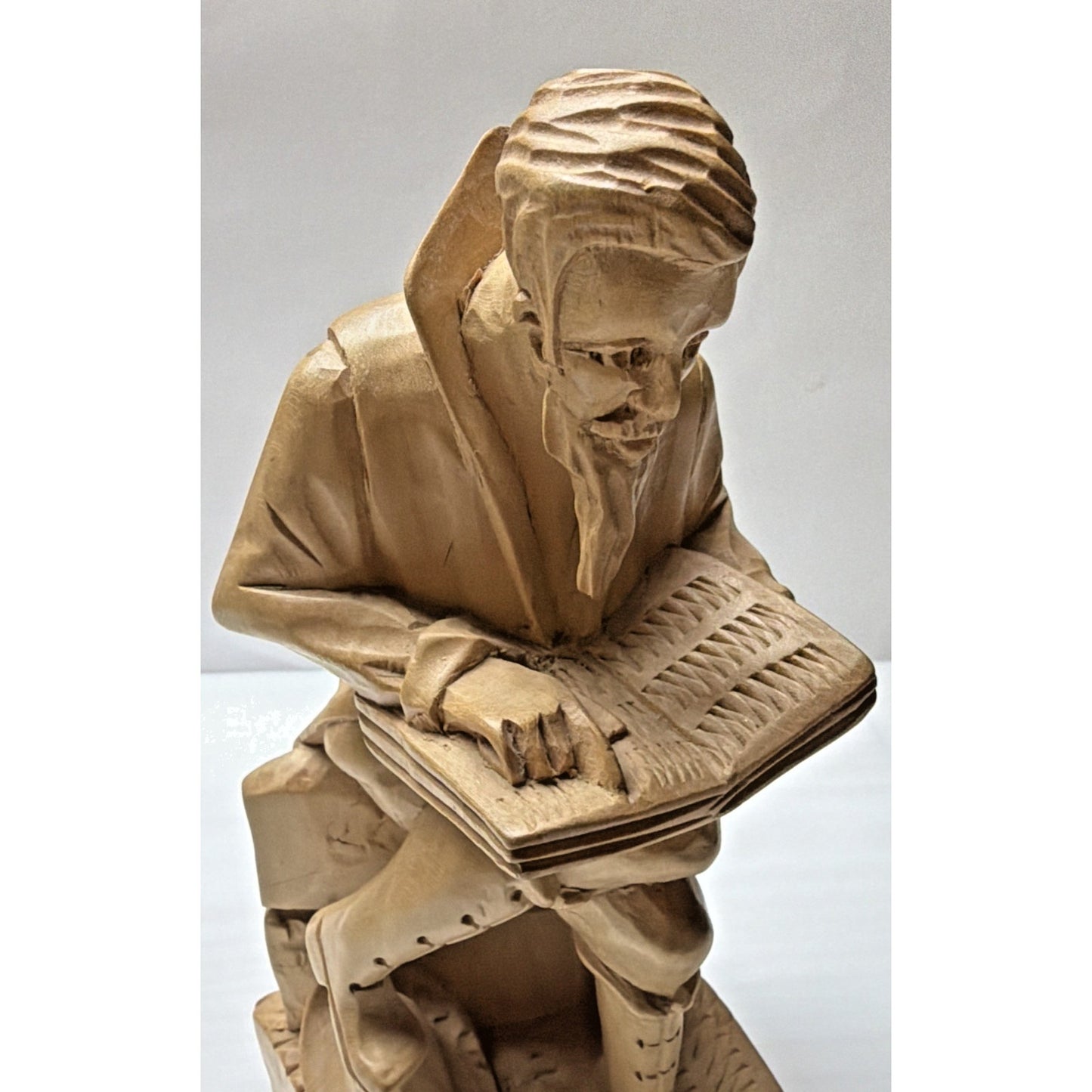 Vintage Don Quixote The Man of La Mancha Wood Carving Sitting Reading Book