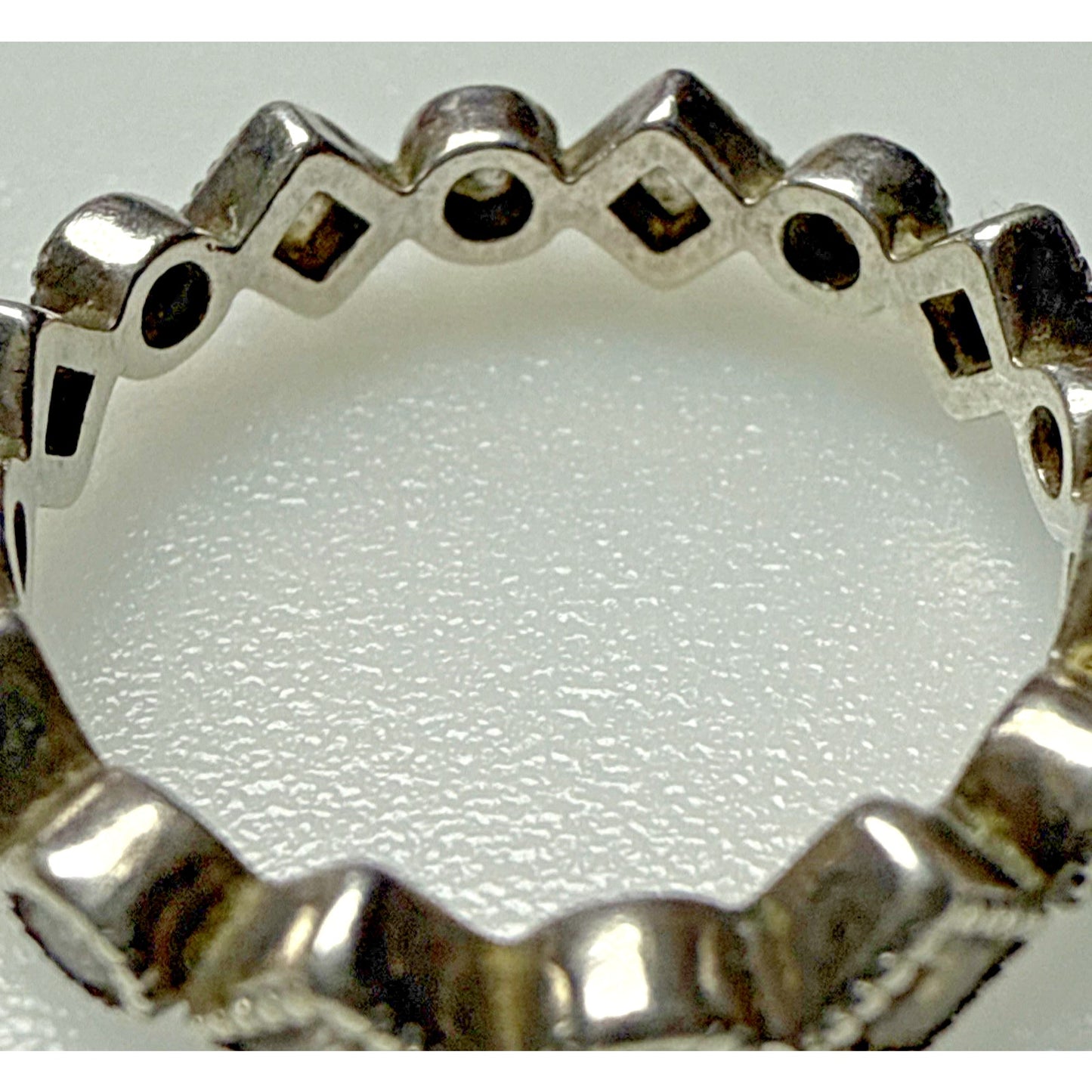 Pandora Ring Alluring Brilliant Princess 190943 Multiple CZ Sz 5.25 Read