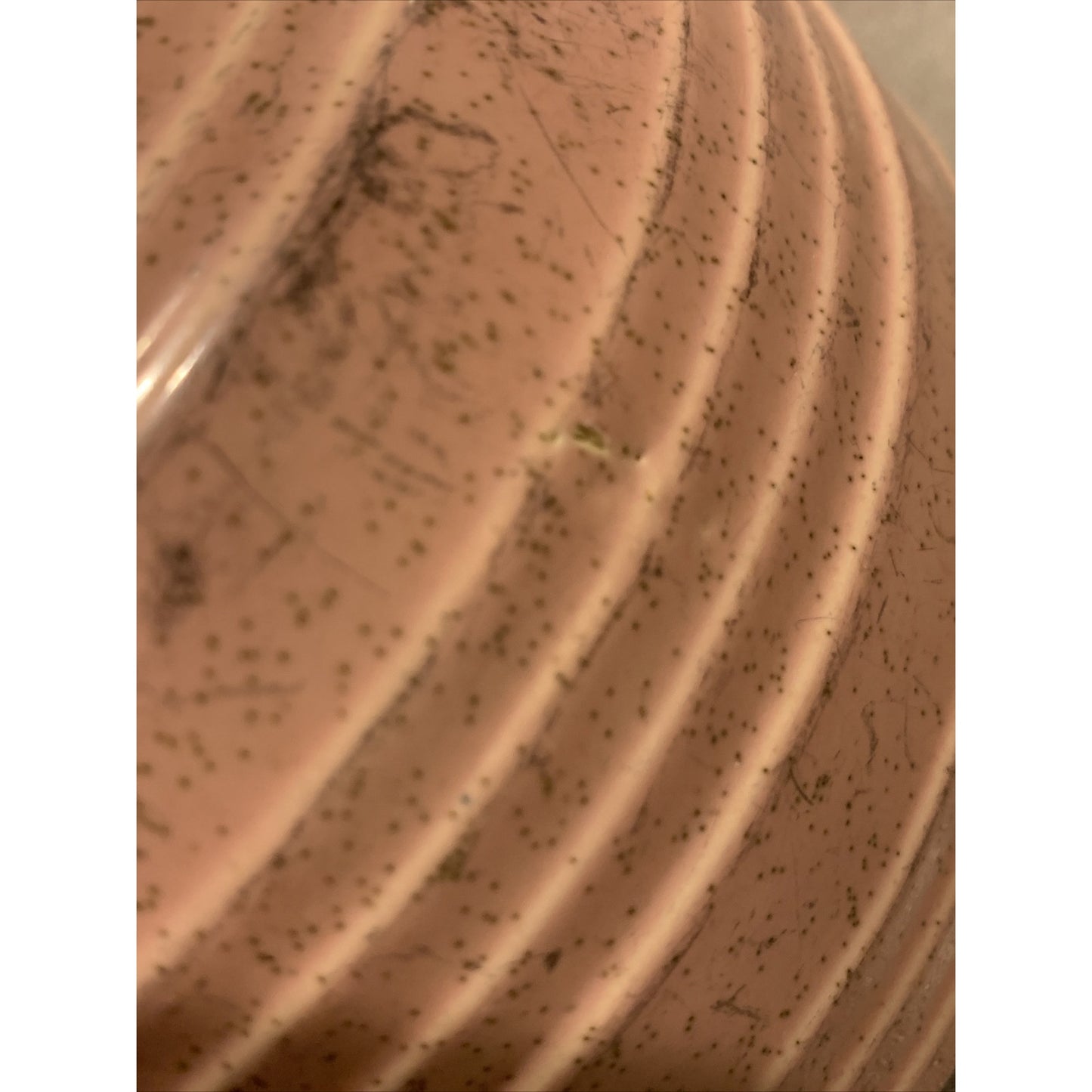 Vtg McCoy Pottery Pink Mixing Bowl Speckled Ribbed Beehive As Is