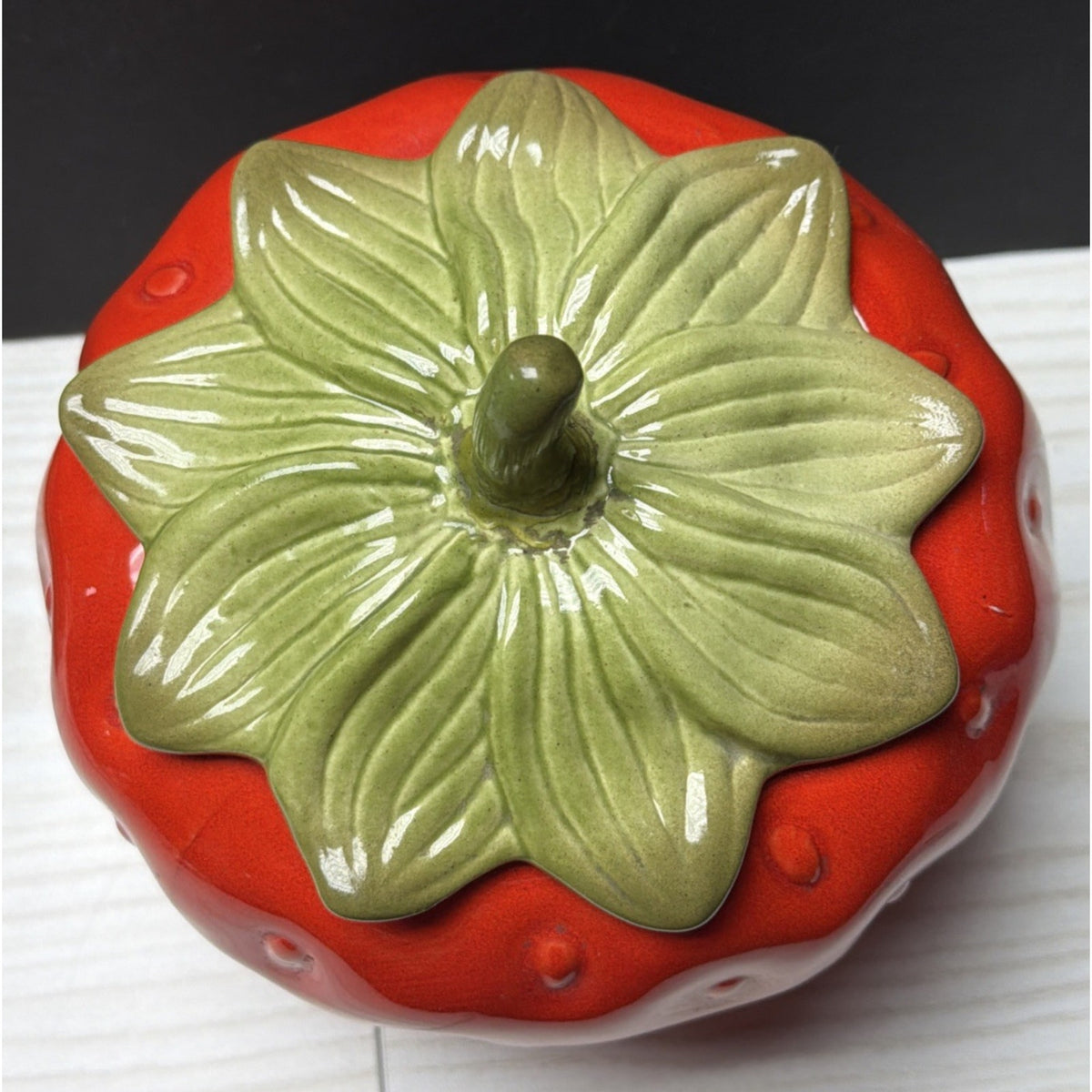 Vintage Metlox Pottery Poppy Trail Strawberry Cookie Jar Ceramic Canister 7"