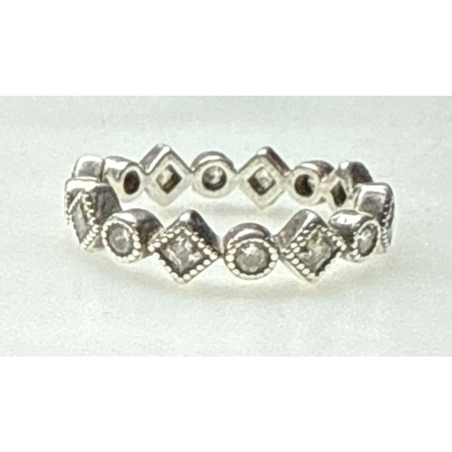 Pandora Ring Alluring Brilliant Princess 190943 Multiple CZ Sz 5.25 Read