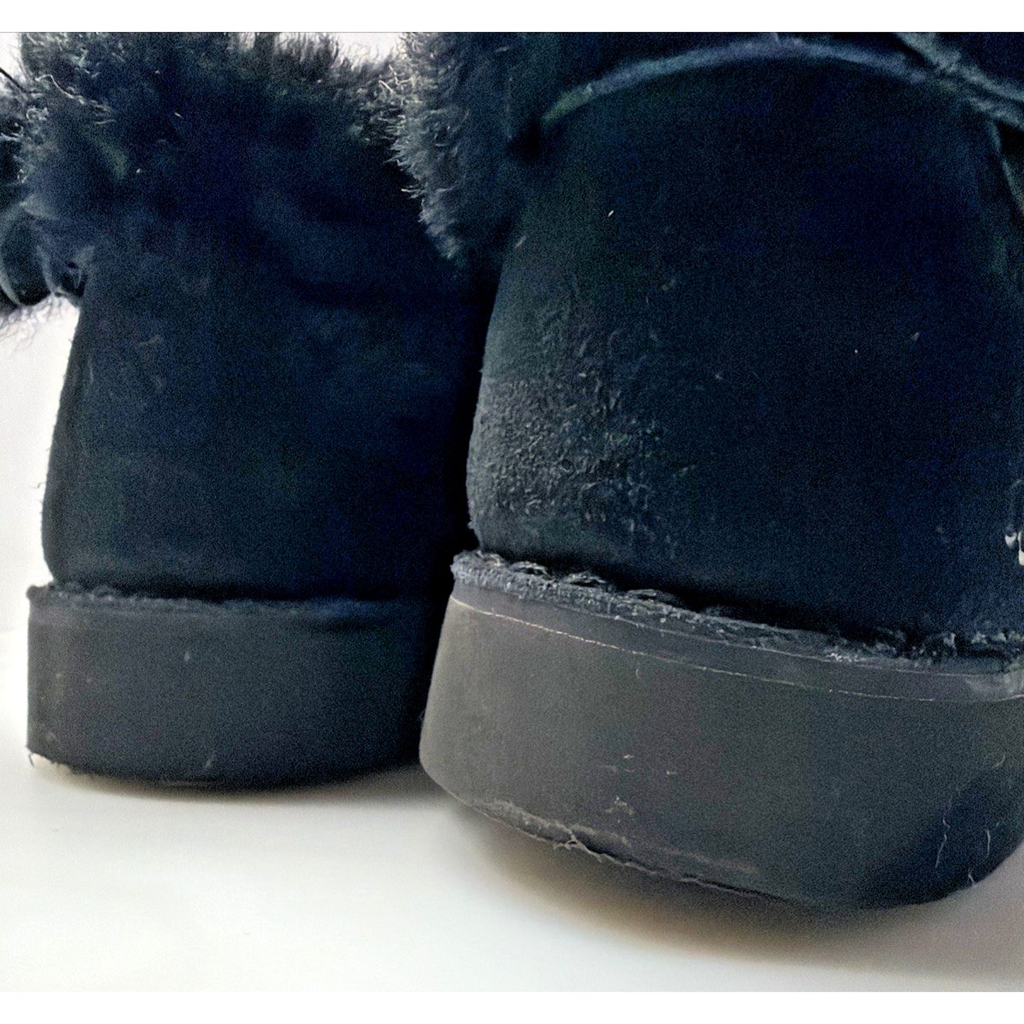 Ugg Elisa Black Suede Shearling Buckle Ankle Boot Sz 6