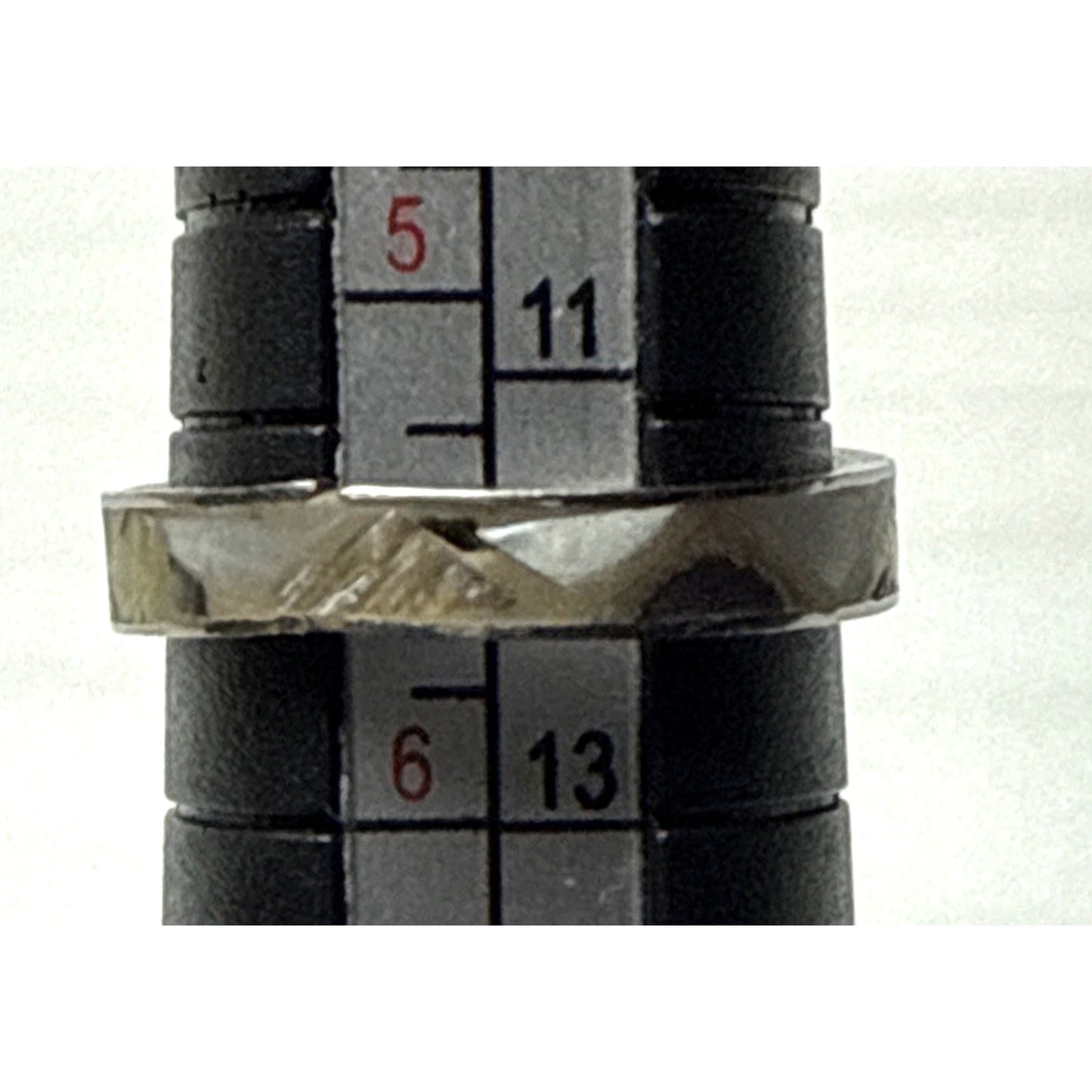 Vtg Southwest Sterling Silver Inlaid Mother of Pearl Ring Zig Zag Sz 5.5 As Is