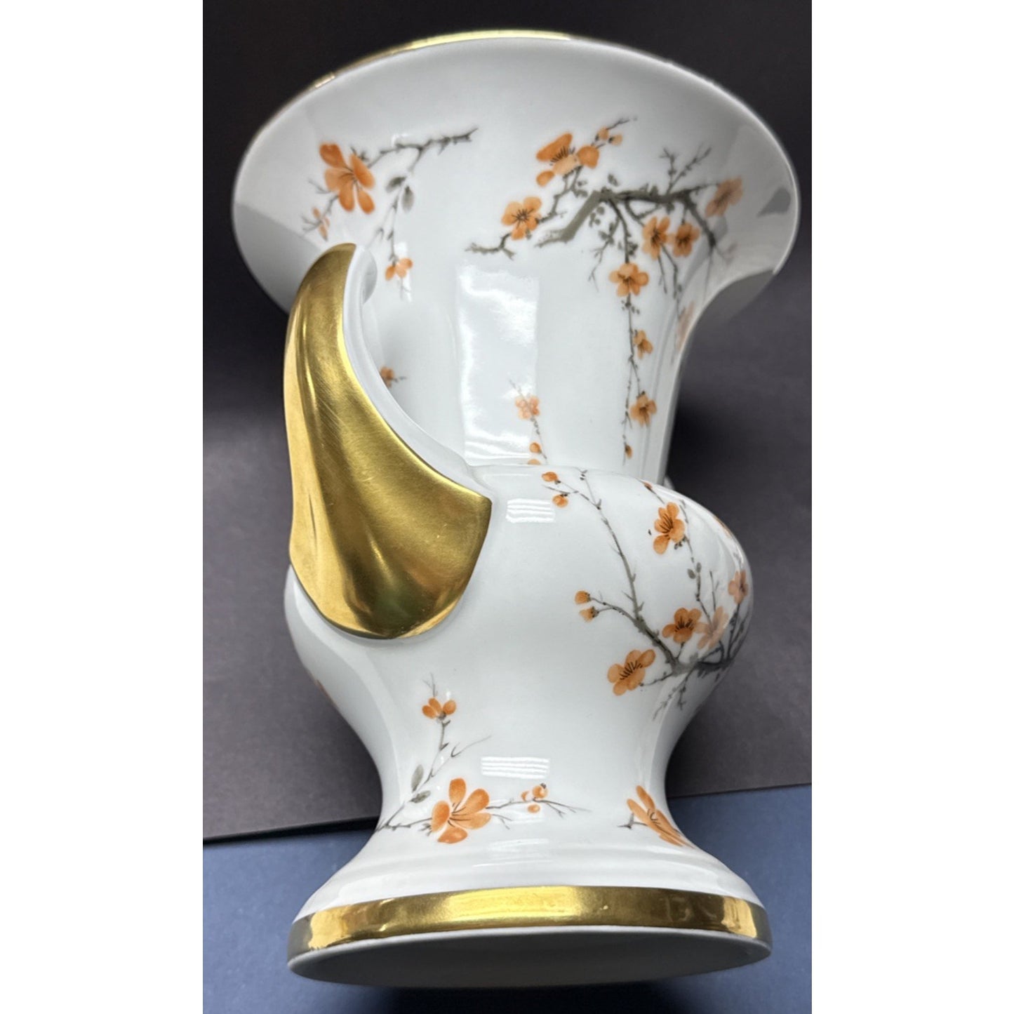 KPM Handarbeit Royal Porzellan Bavaria Trophy Vase Chinoiserie Asian Butterfly