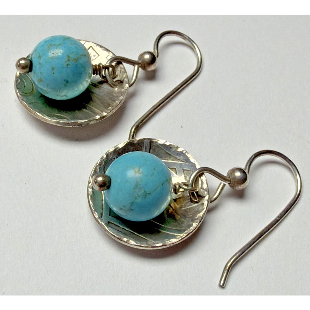 Margaret Lindquist ZAX 925 Sterling Dangle Stamped Disc Earrings Turquoise Beads