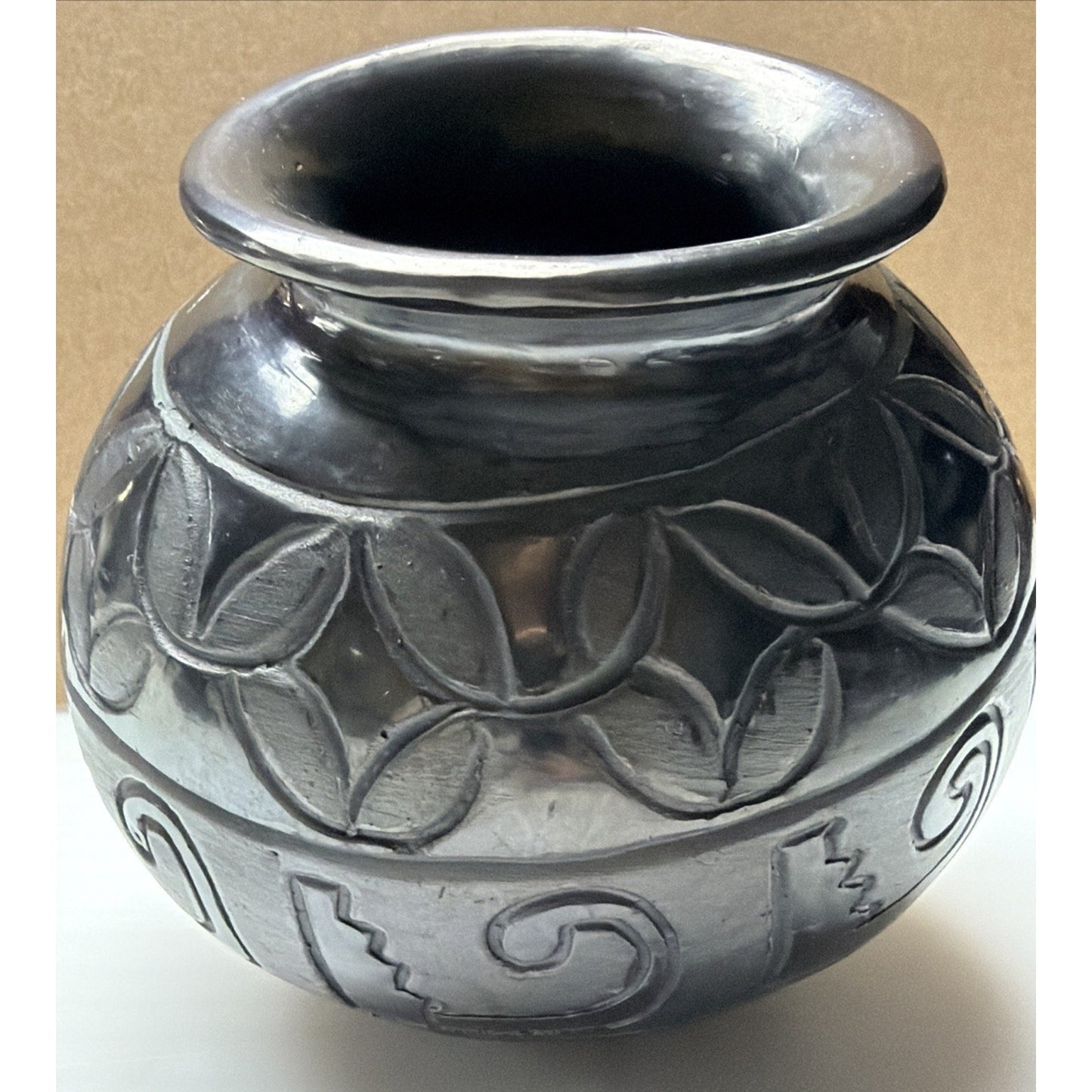 Vintage Dona Rosa Barro Negro Oaxaca Black Clay Pottery Vase Mexico