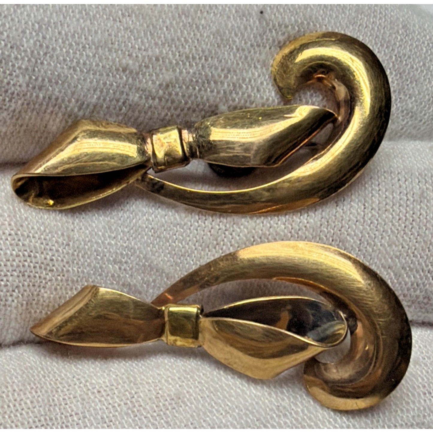 Vtg Carl Art 12k GF Screw Back Earrings Ribbon Bow Large