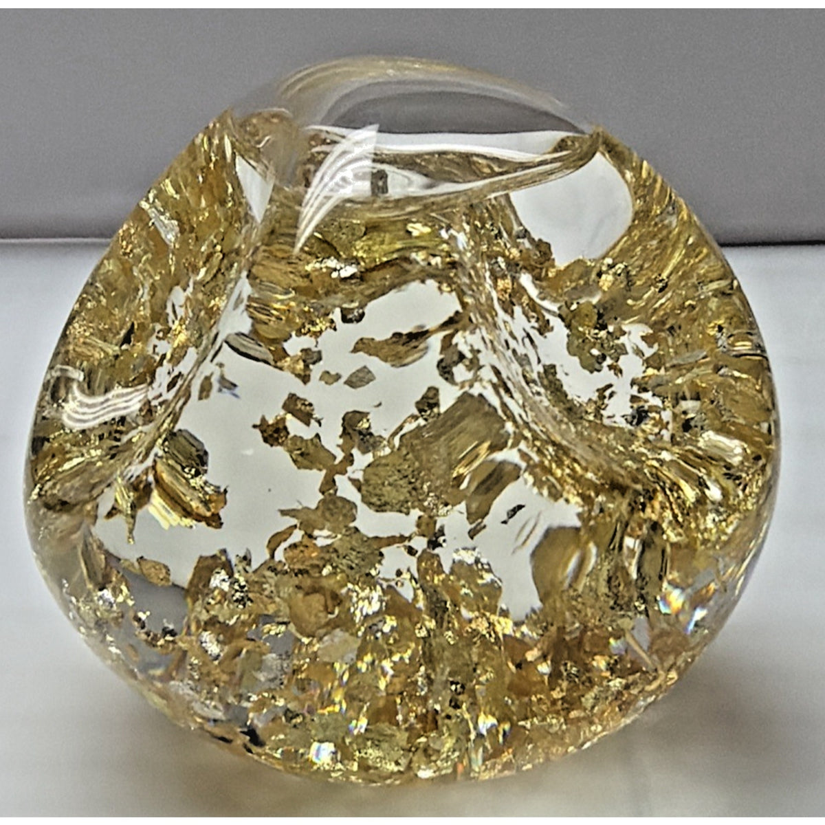 Vintage 23k Gold Golden Flow Studio Hand Blown Glass Paperweight Snow Globe