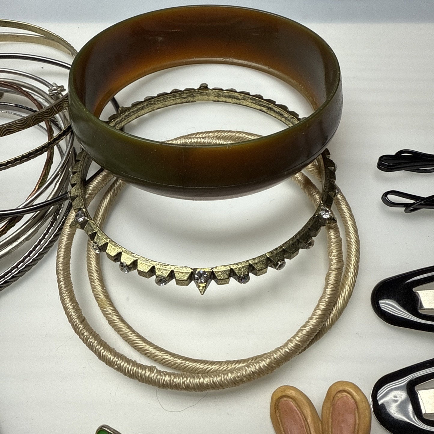 Vintage Modern Junk Jewelry Lot Craft Art Damage Craft Art Wearable As-Is 2#