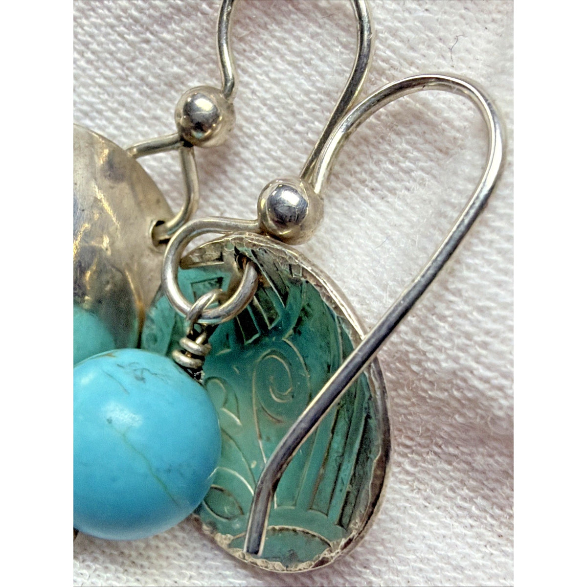 Margaret Lindquist ZAX 925 Sterling Dangle Stamped Disc Earrings Turquoise Beads