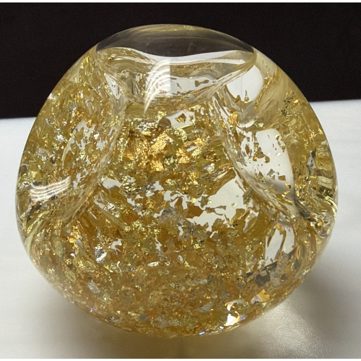 Vintage 23k Gold Golden Flow Studio Hand Blown Glass Paperweight Snow Globe