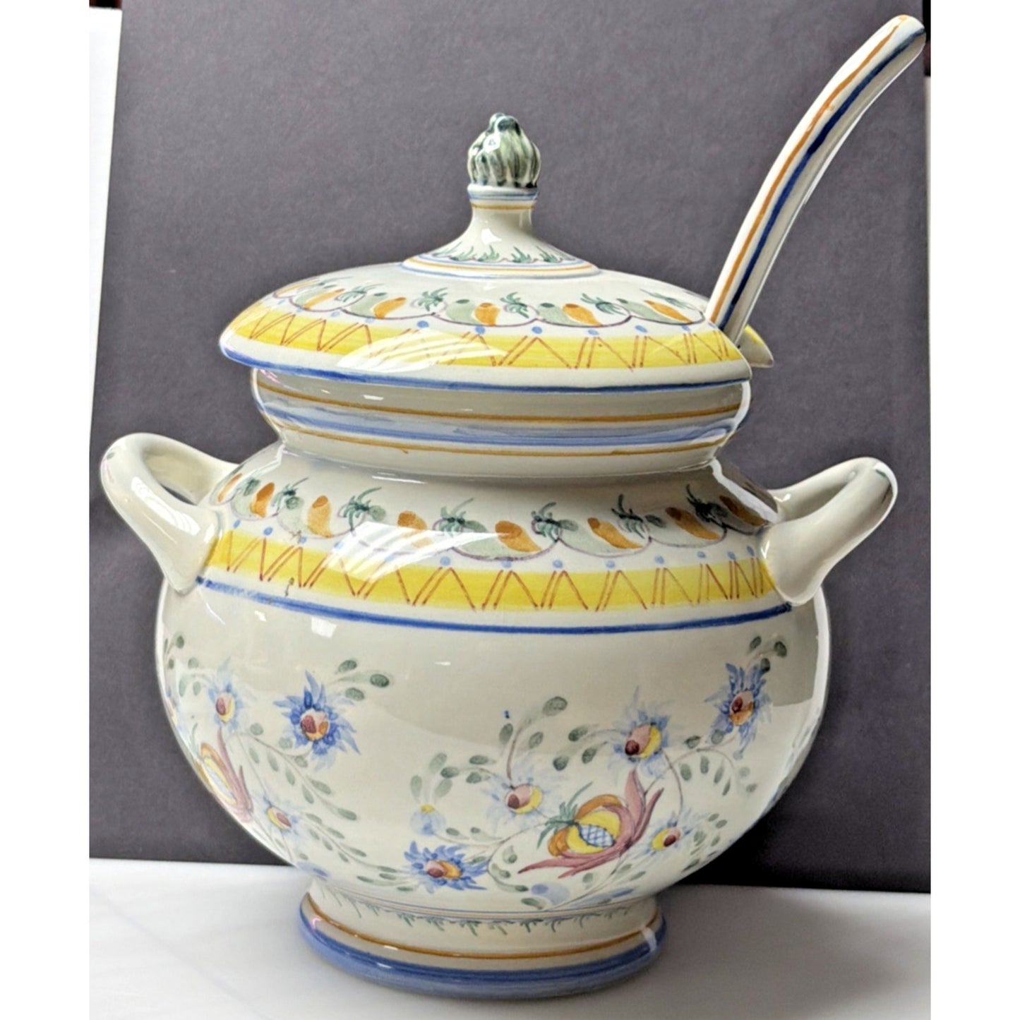 Carvalhinho Porto C/7 P-247 Portugal Hand Painted Tureen Spoon Lid Ladle Bowl