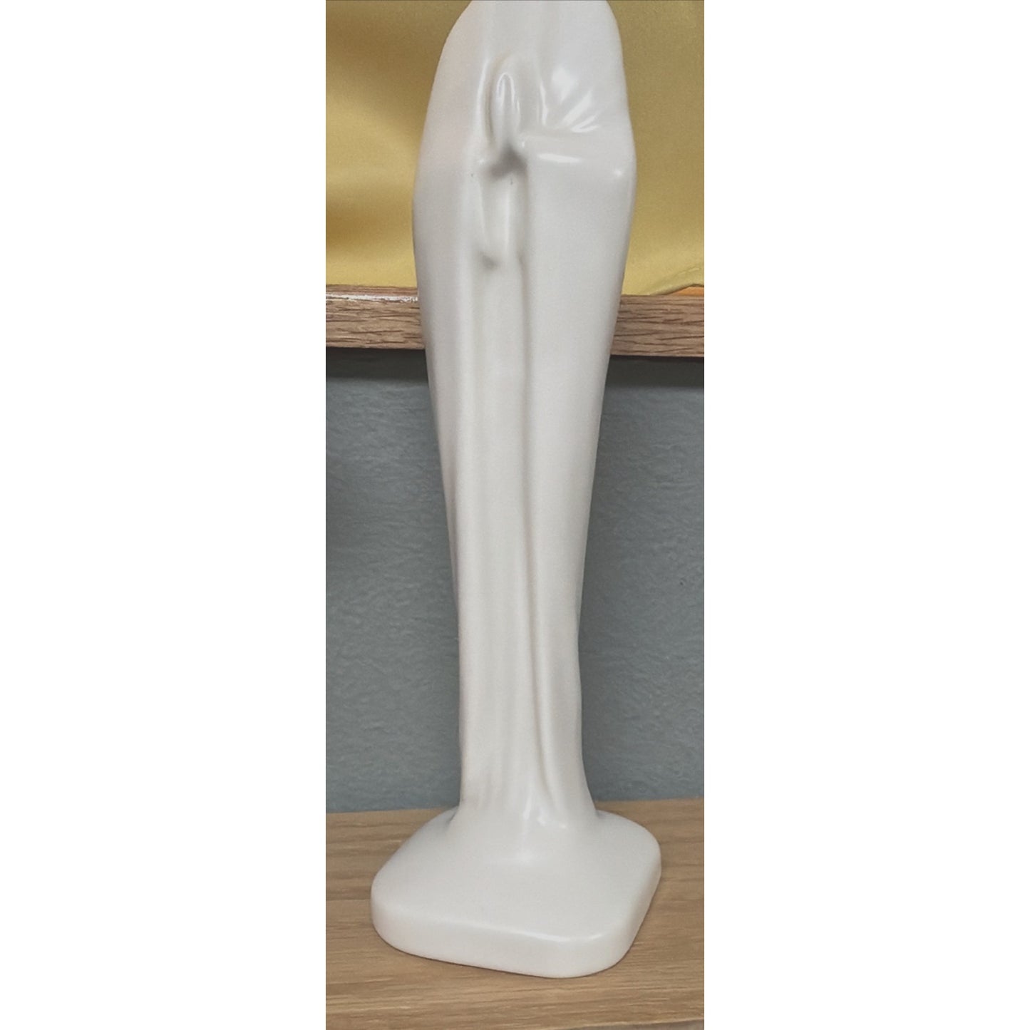 Vtg Haeger Pottery Praying Virgin Mary Madonna Statue White Matte Ceramic #303