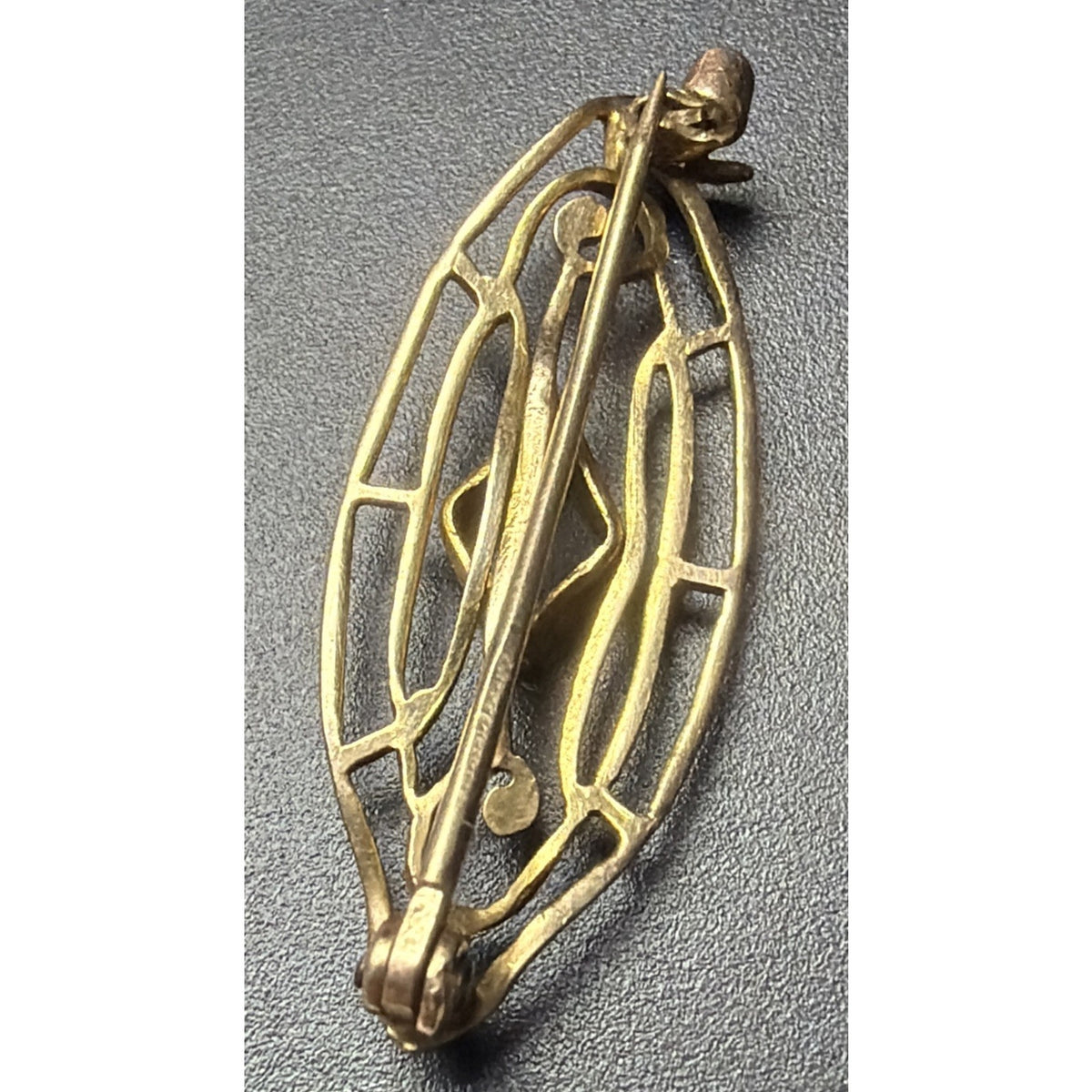 Art Nouveau 10K Yellow Gold Ornate Bar Pin As Is