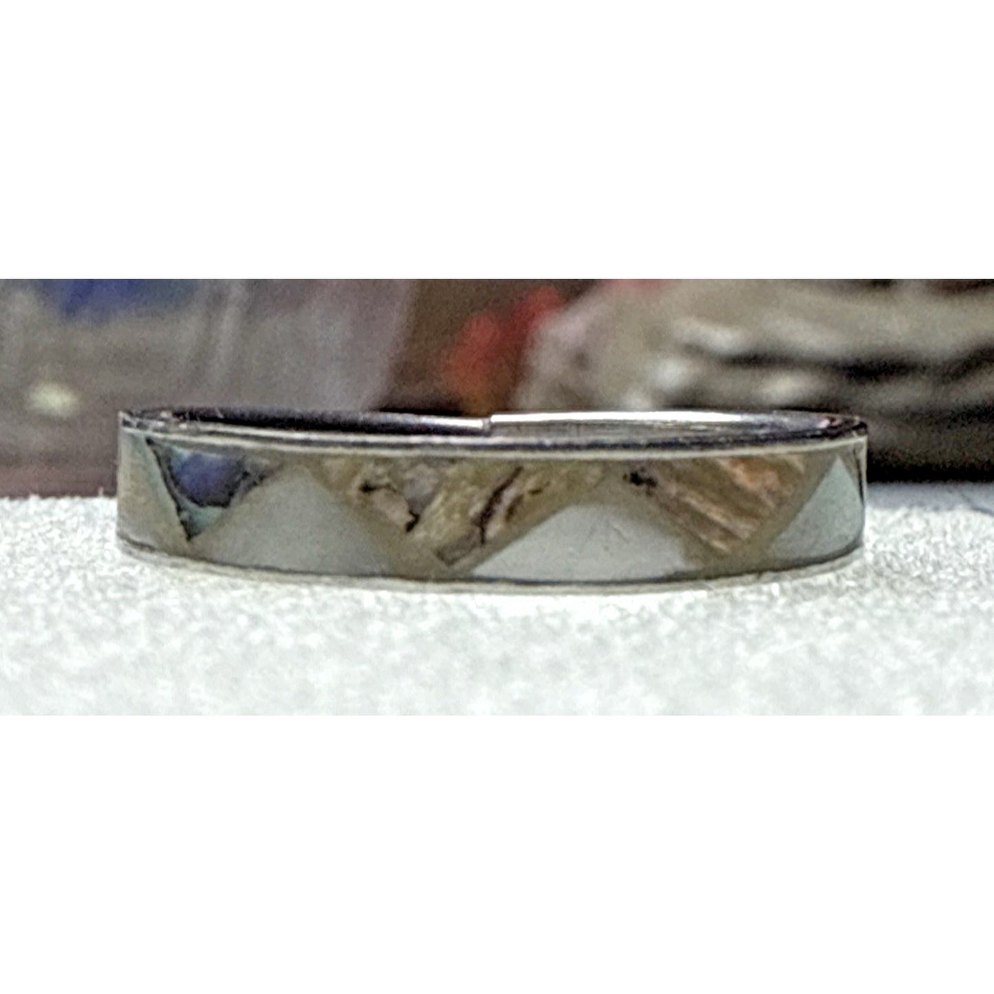 Vtg Southwest Sterling Silver Inlaid Mother of Pearl Ring Zig Zag Sz 5.5 As Is