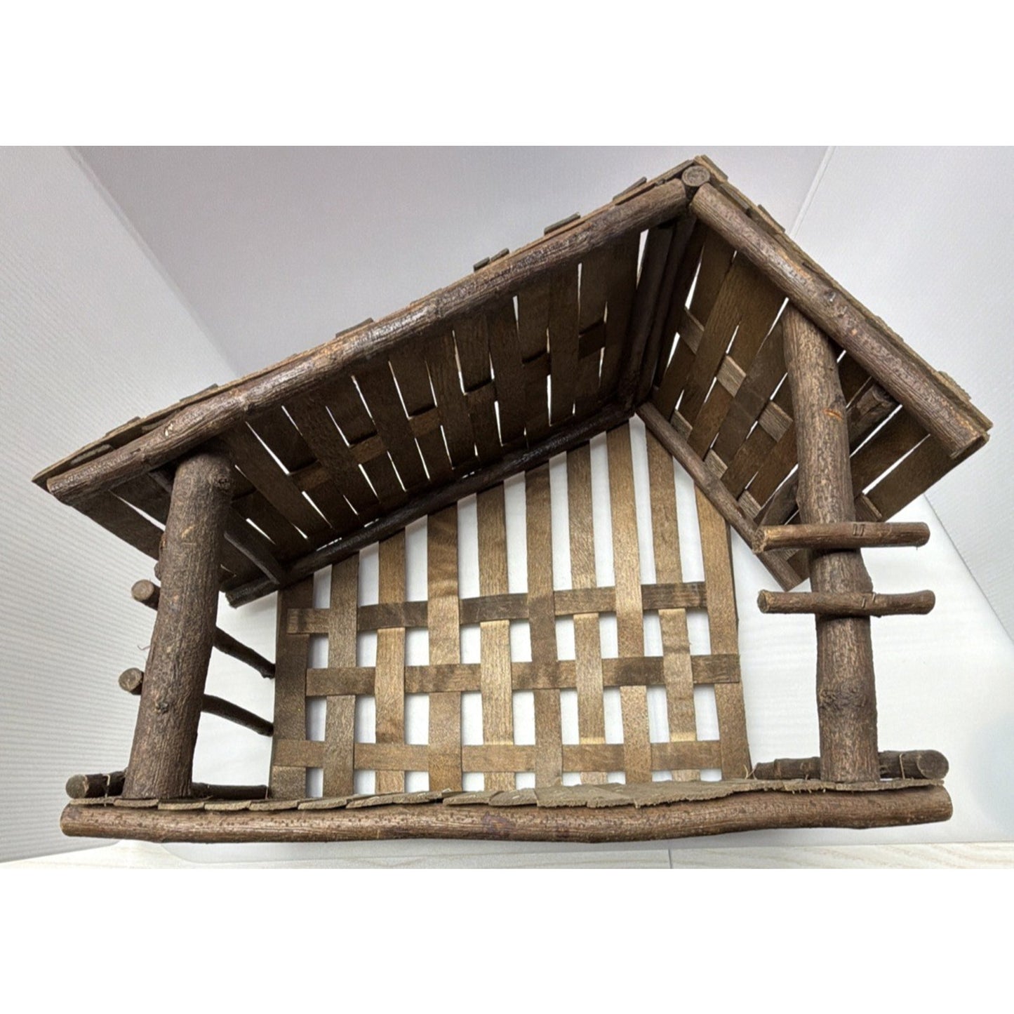 Vintage Christmas Nativity Creche Manger Stable Wooden Thatched