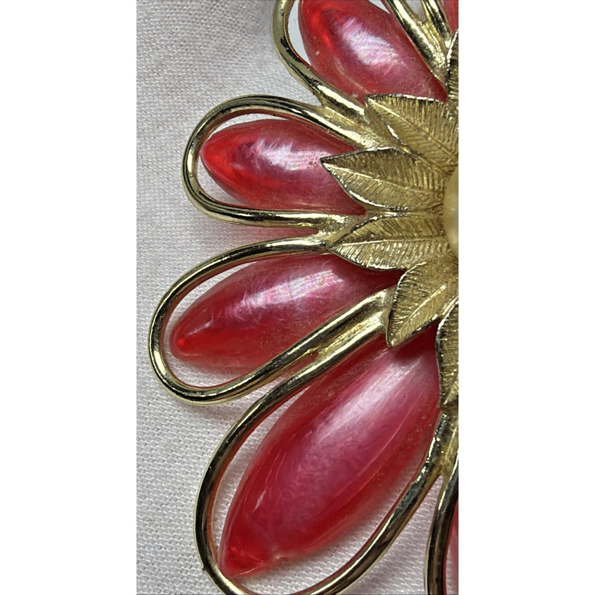 Vintage Large Flower Blossom Brooch Resin Plastic Leaves Gold Frame Faux Pearl
