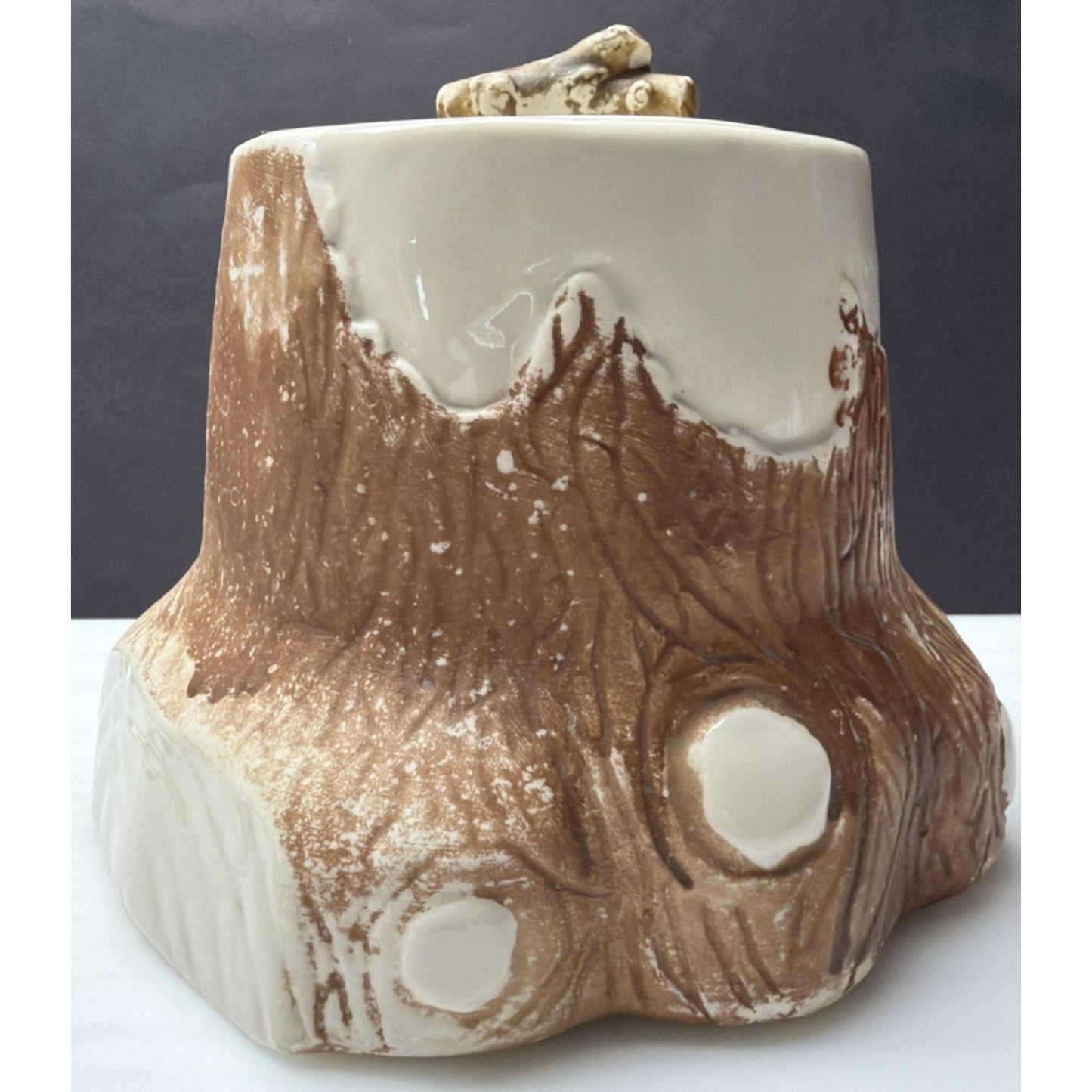 Majolica Style Ceramic Porcelain Tree Trunk Cookie Jar Smoking Humidor Twig Log