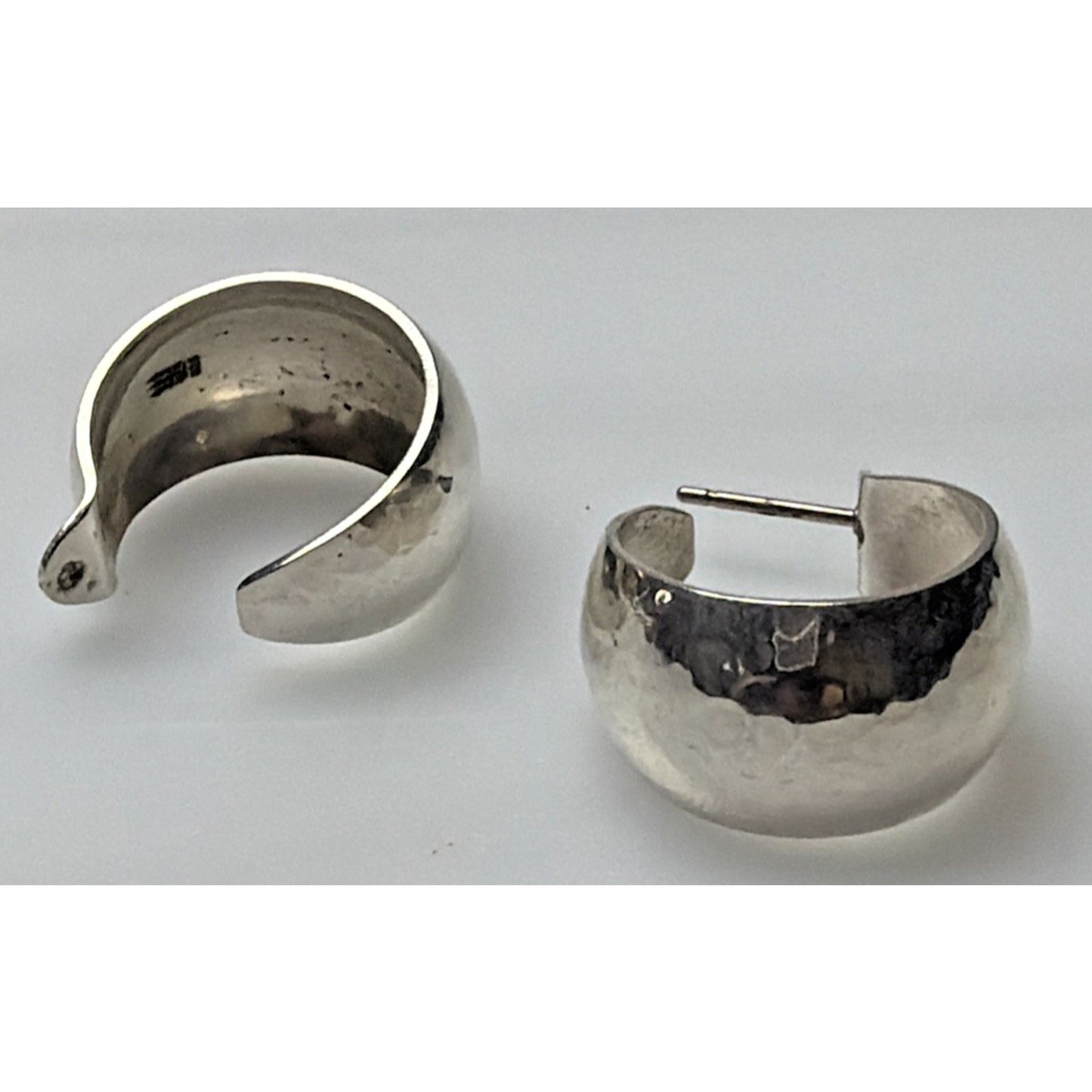 James Avery Sterling Silver Retired Large Hammered Hoop Earrings 7 grams As Is