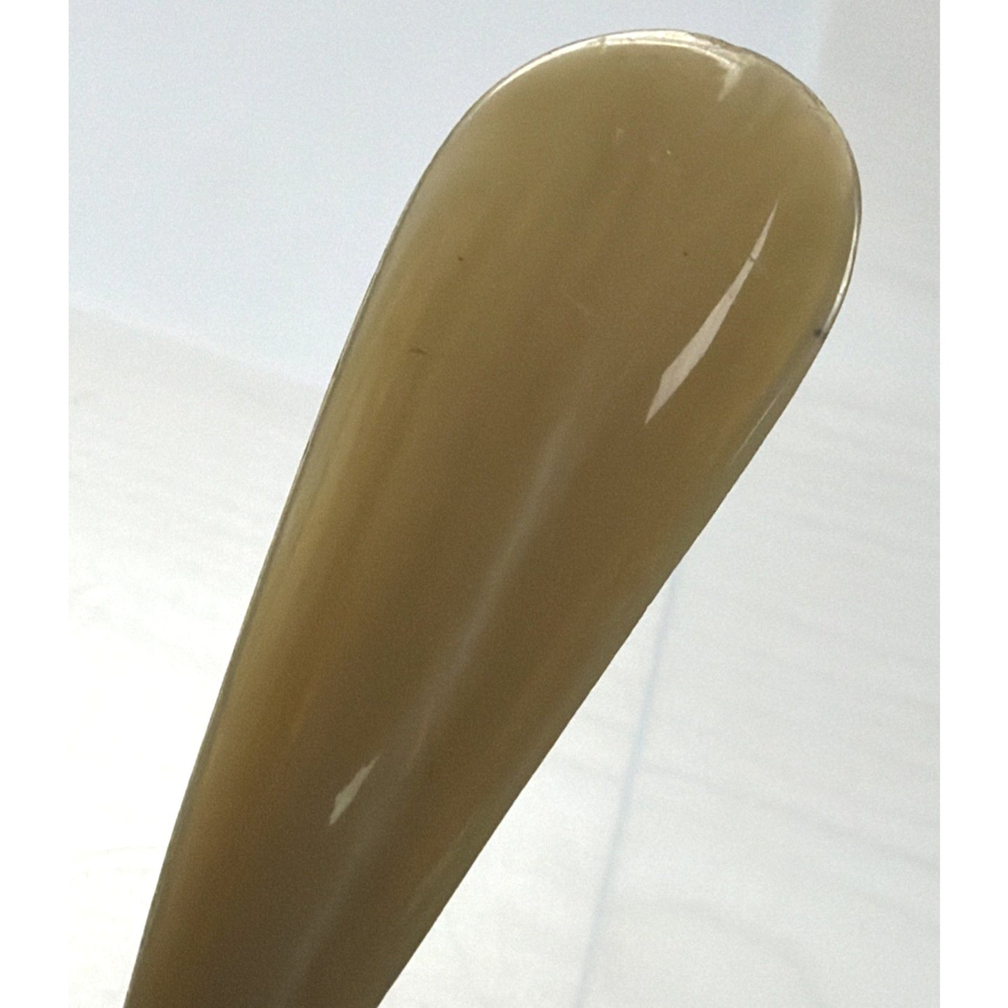 Vintage Poodle Dog Head Shoe Horn Bamboo Wood Chain Lucite Resin Plastic Metal