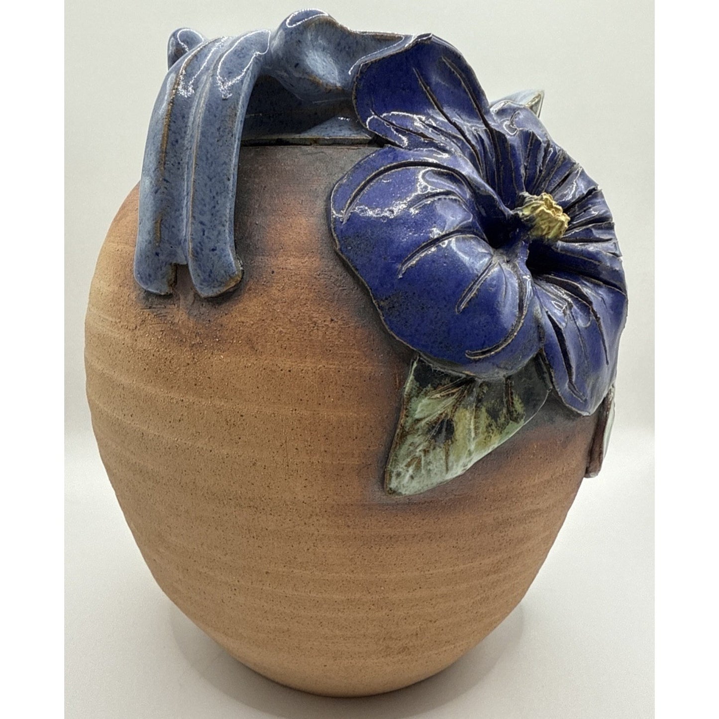 Old Patagonia Pottery Kissinger Double Handle Vase Blue Hibiscus Leaves Signed