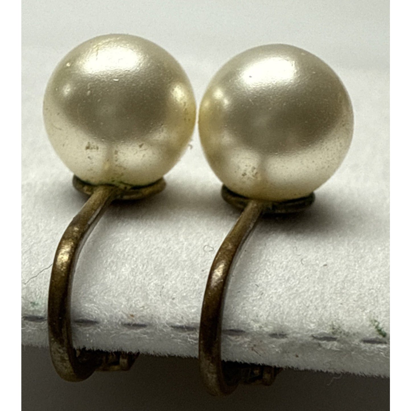 Vintage Richelieu Faux Pearl Huggie Clip On Earrings Gold Metal Brass Read