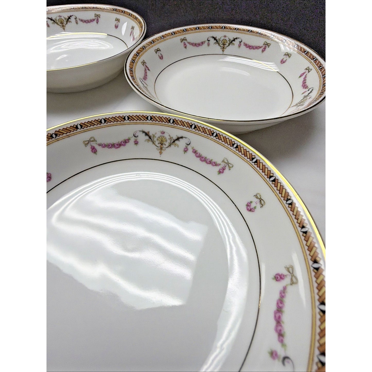 Lot of 4 HC Selb Bavaria Heinrich Co Fruit Dessert Bowls Pink Swag Roses White