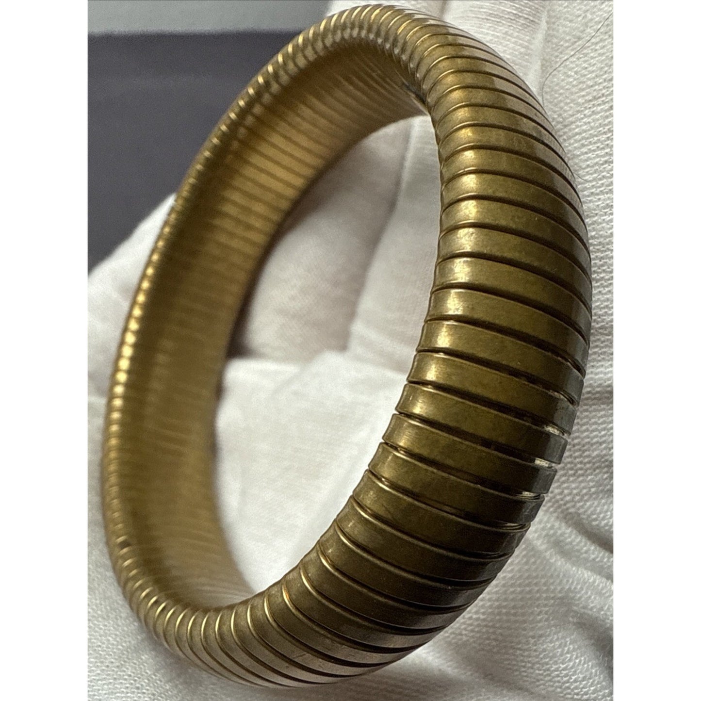 Vintage Flex Omega Brass Gold Tone Bangle Tubogas Stretch Bracelet