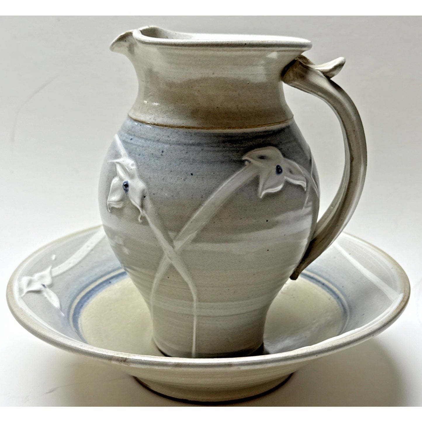 Noble Studio Art Pottery Pitcher Bowl Basin Trillium Blue White