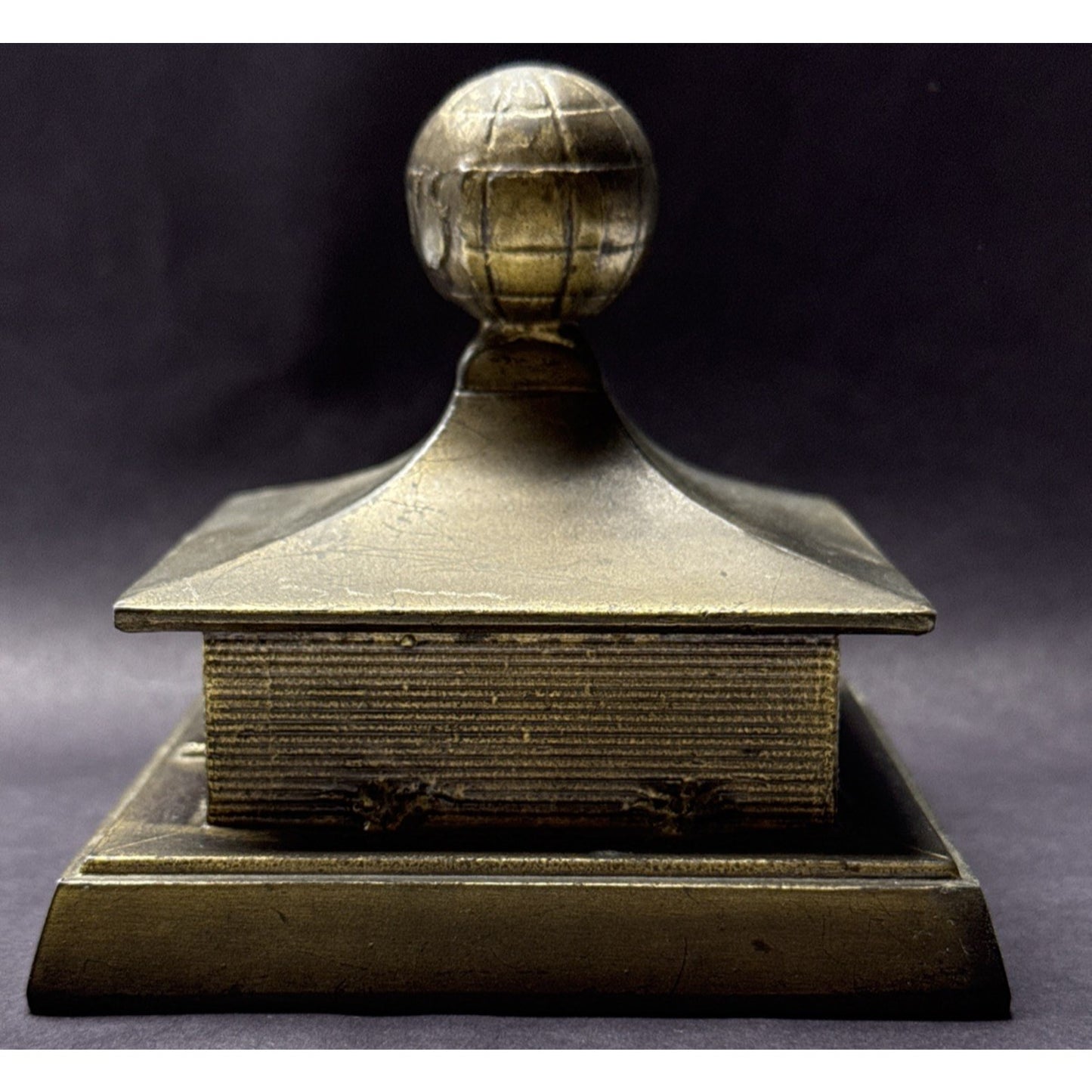 Banthrico Midwest National Piggy Bank Farm Insurance Coin Bank Key