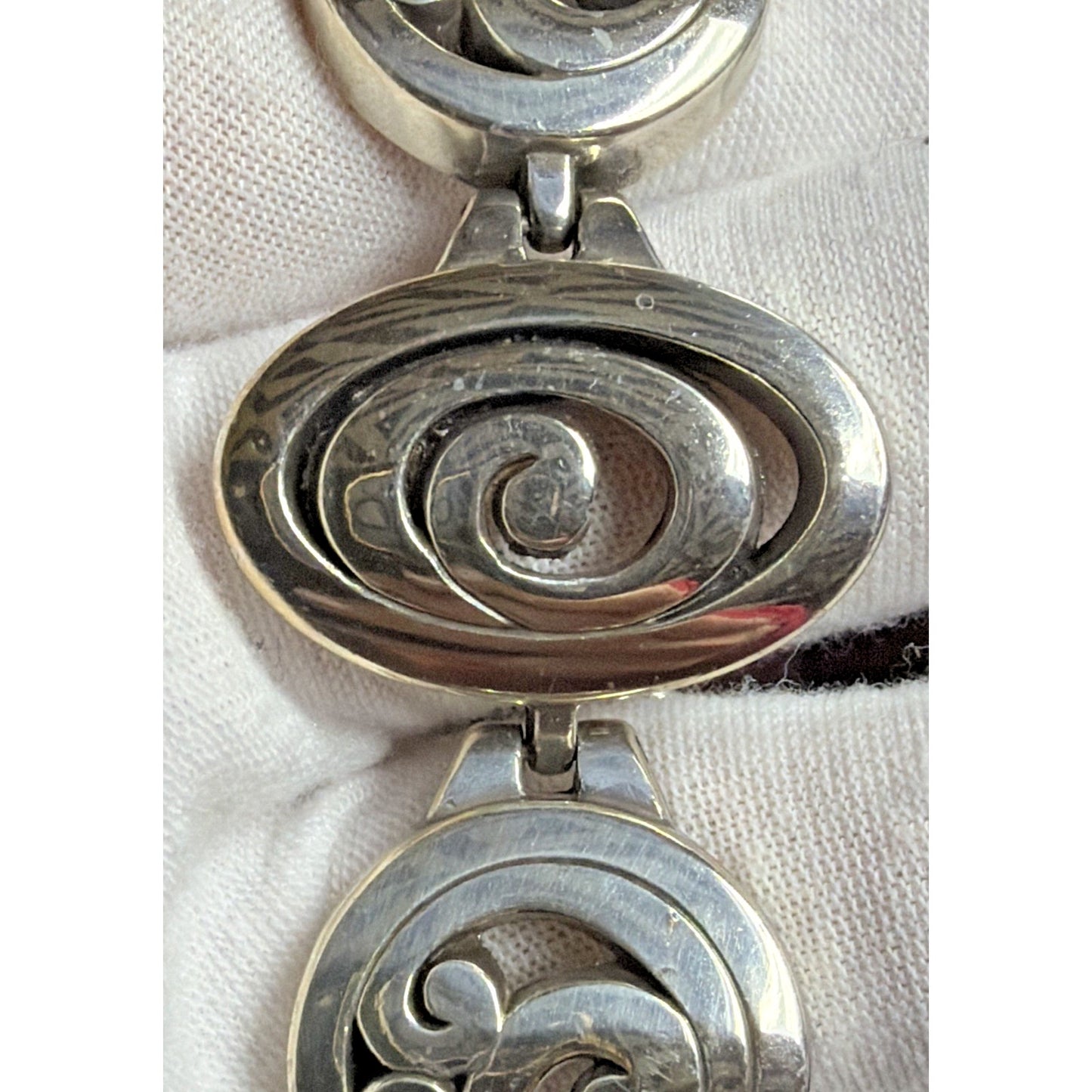 Brighton Vertigo Oval Link Bracelet Silver Tone Swirl Design 7” Modern Boho