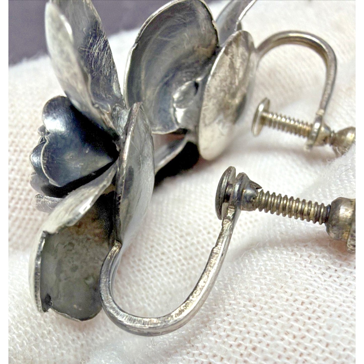 Vintage Sterling Silver Detailed Rose Rosette Flower Screw Back Earrings